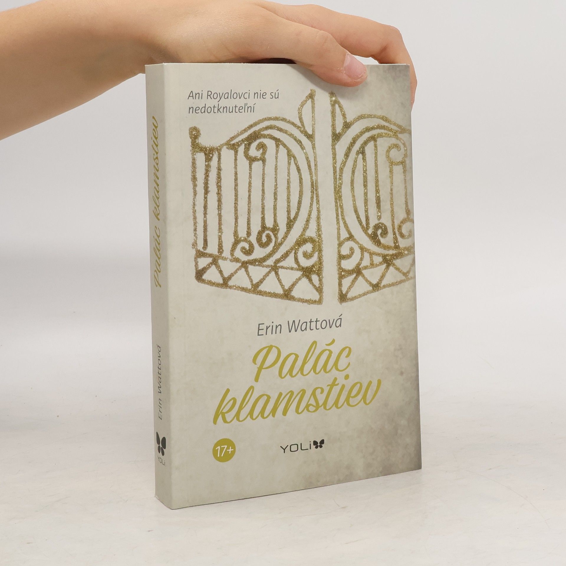Elle Kennedy Palác klamstiev