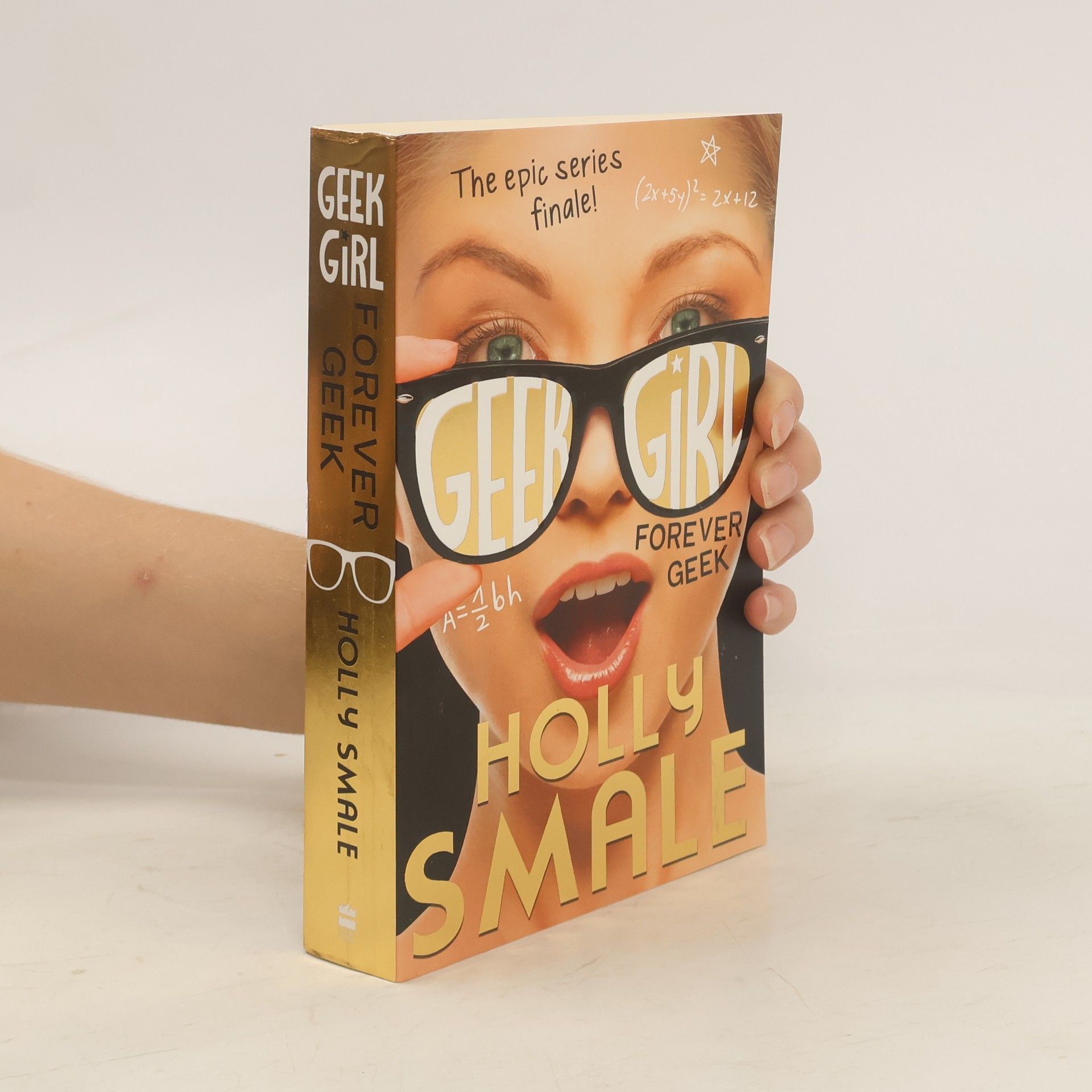 Holly Smale Forever Geek