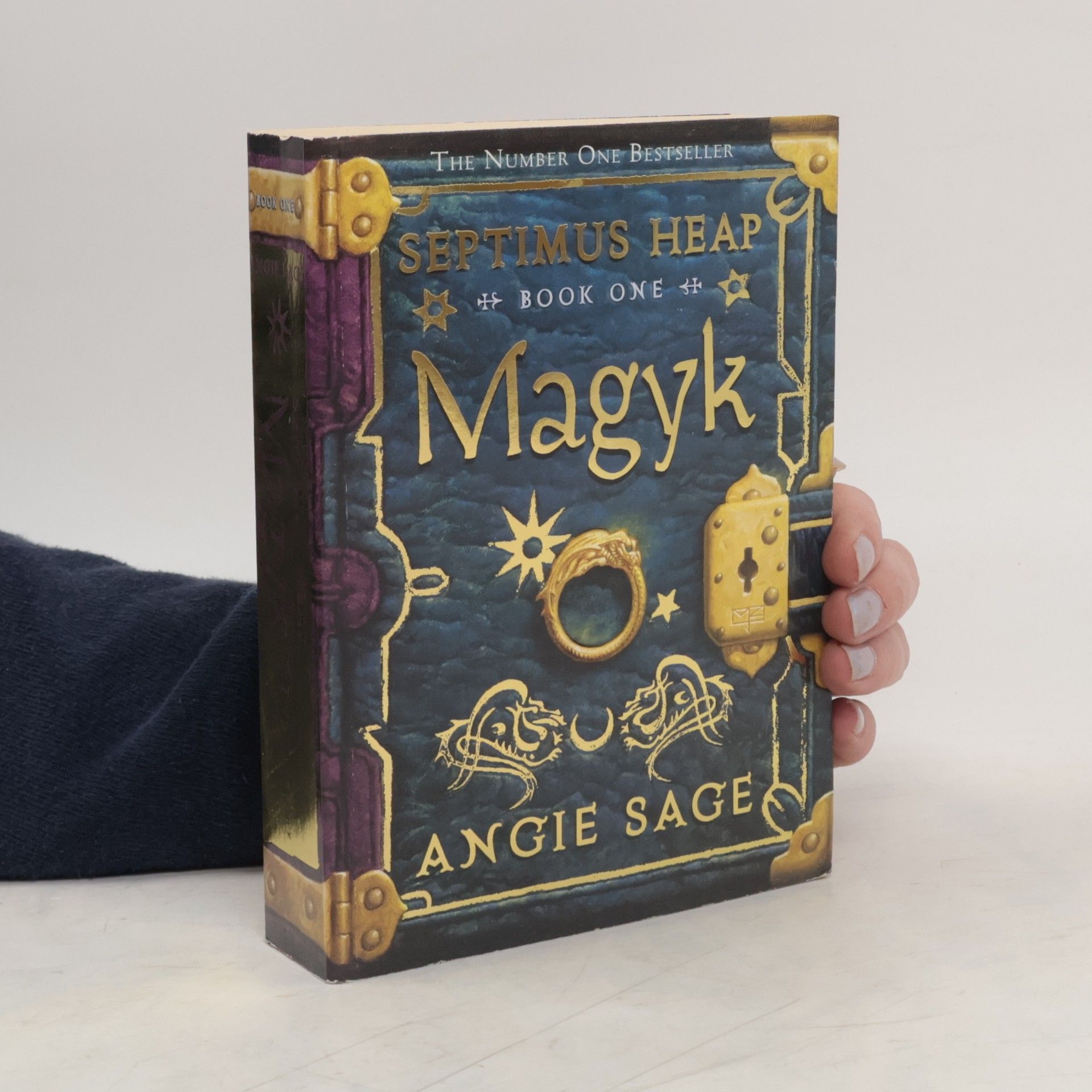 Angie Sage Septimus Heap. Magyk