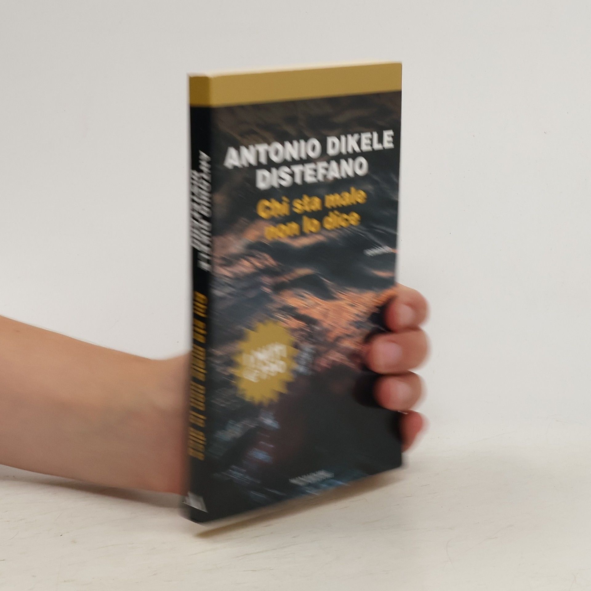 Antonio Dikele Distefano Chi sta male non lo dice
