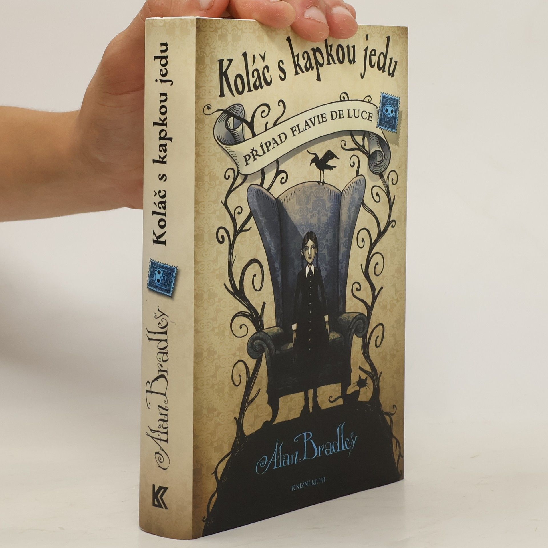 C. Alan Bradley Koláč s kapkou jedu