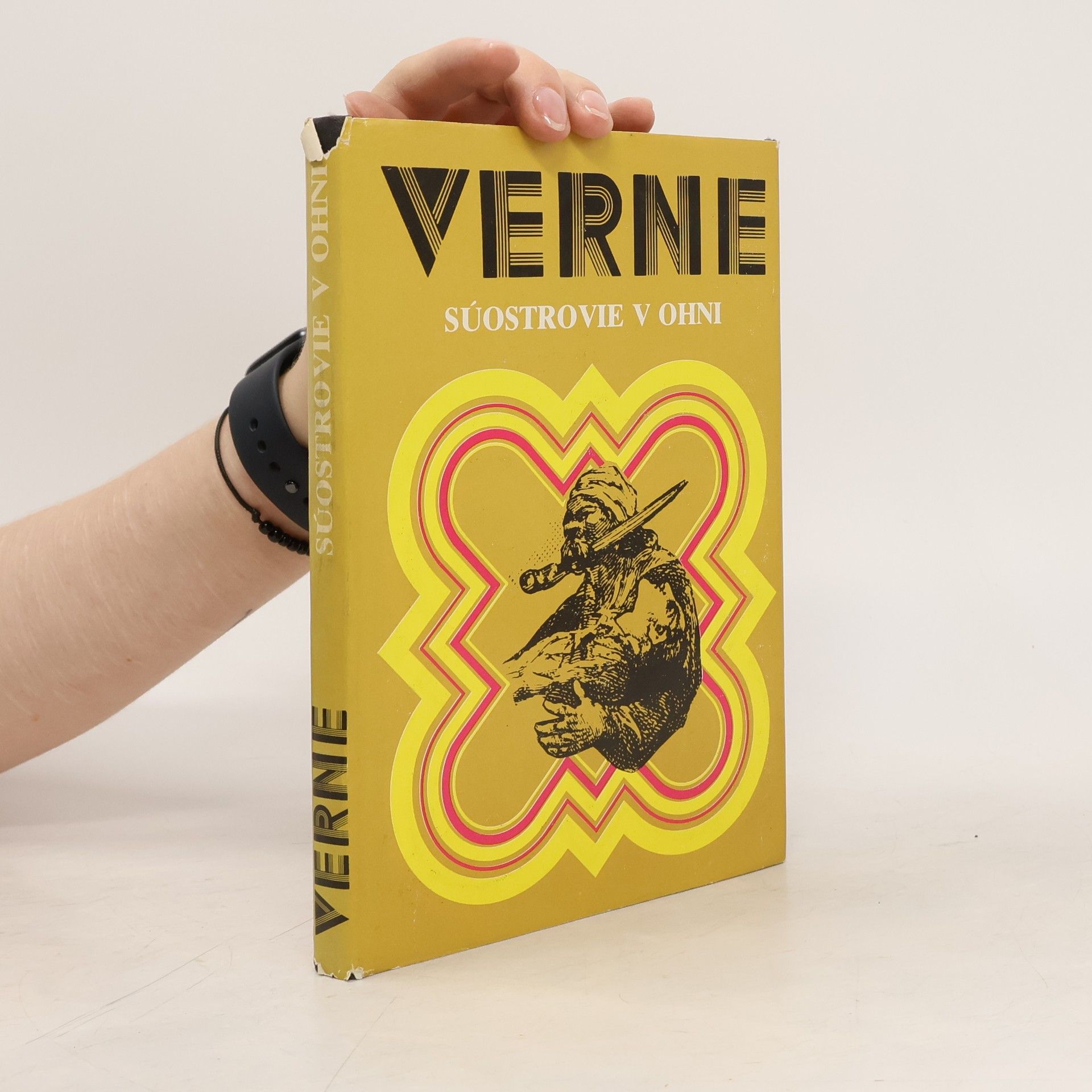 Jules Verne Súostrovie v ohni