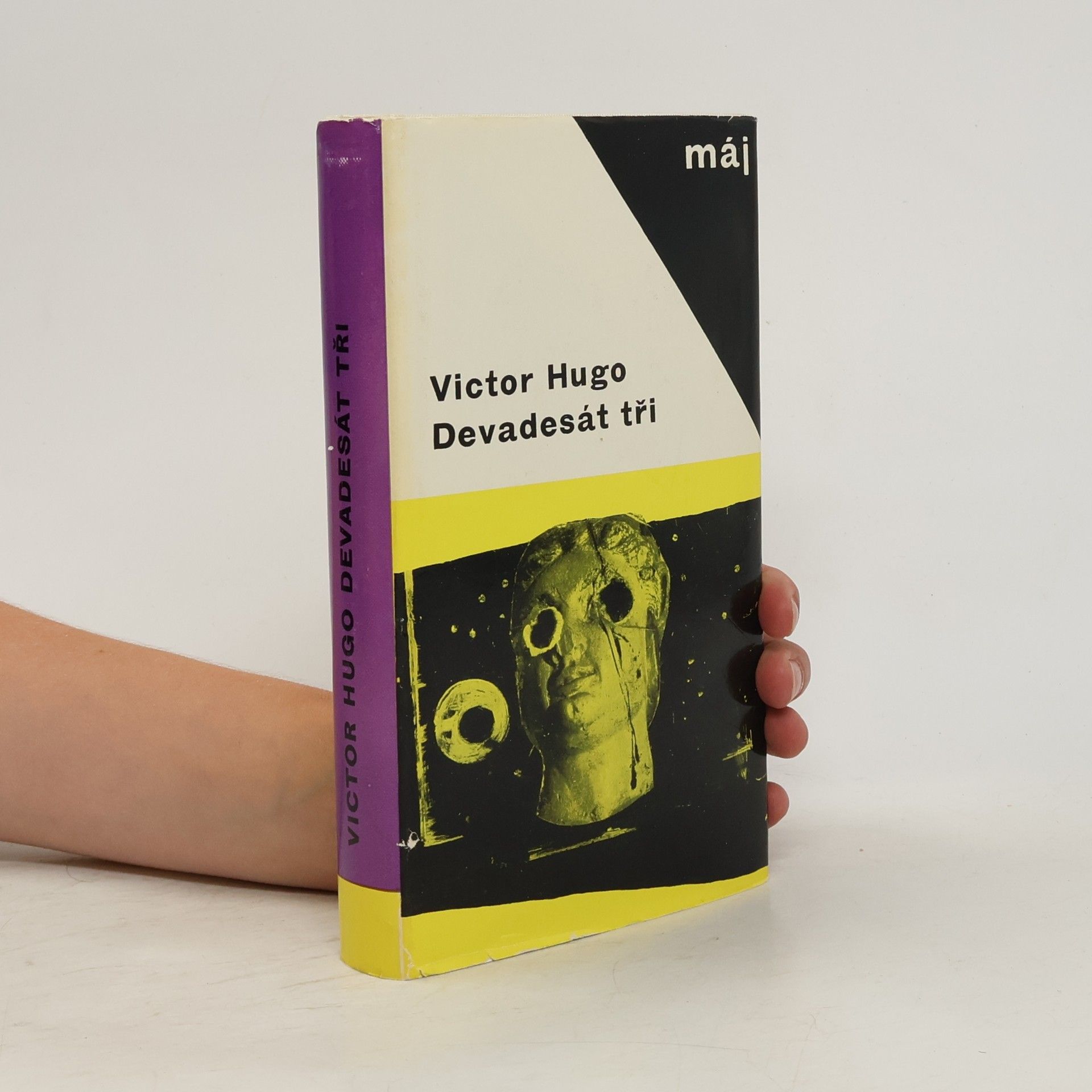 Victor Hugo Devadesát tři