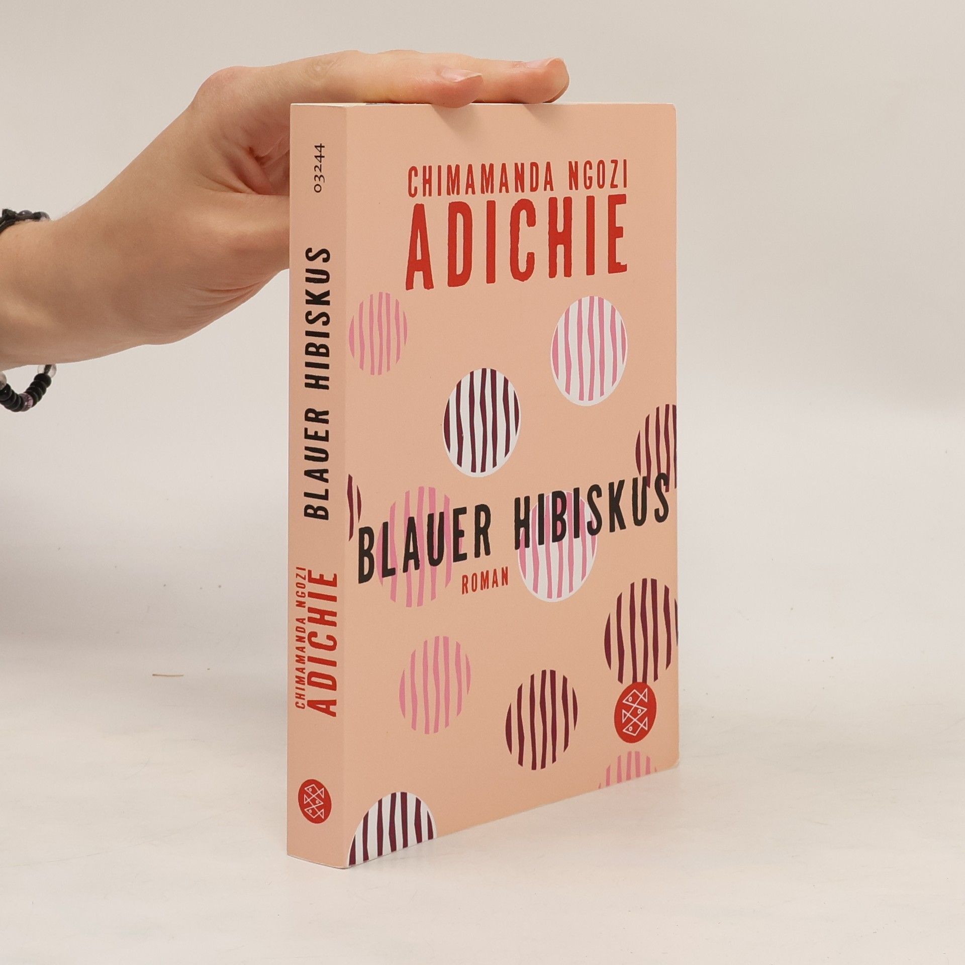 Chimamanda Ngozi Adichie Blauer Hibiskus