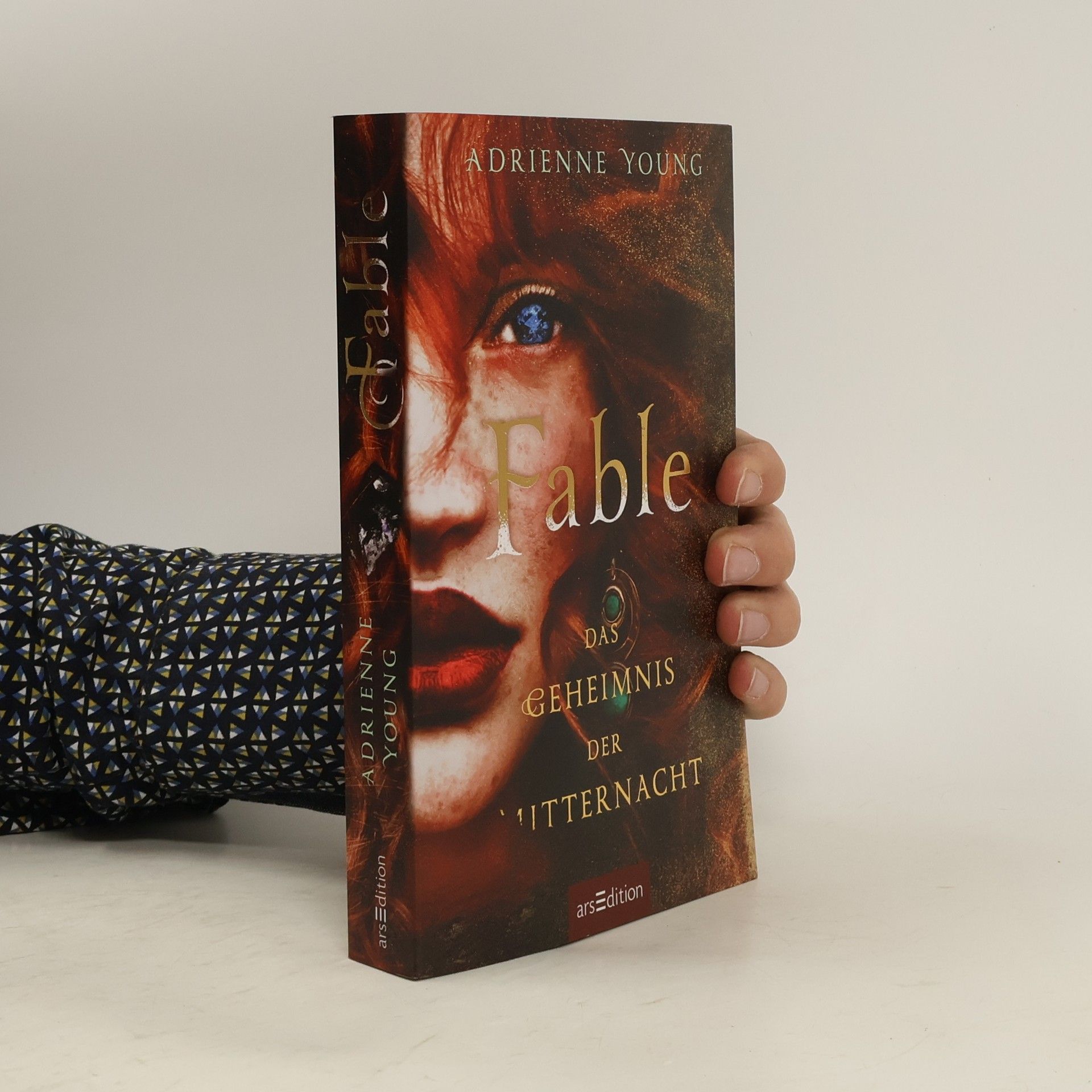 Adrienne Young Fable - Das Geheimnis der Mitternacht (Fable 2)
