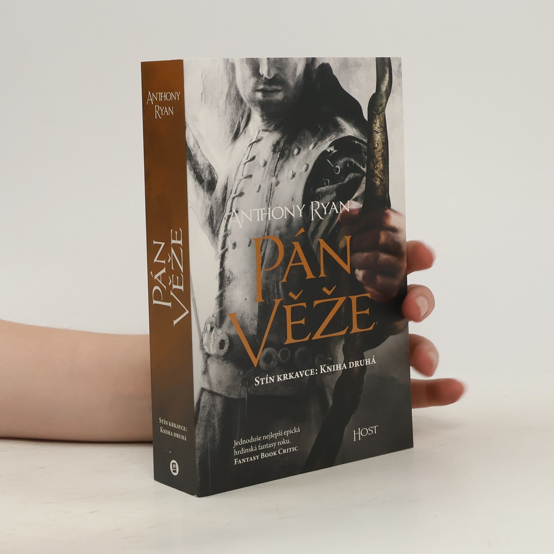 Anthony Ryan Pán věže. Stín krkavce. 2. díl