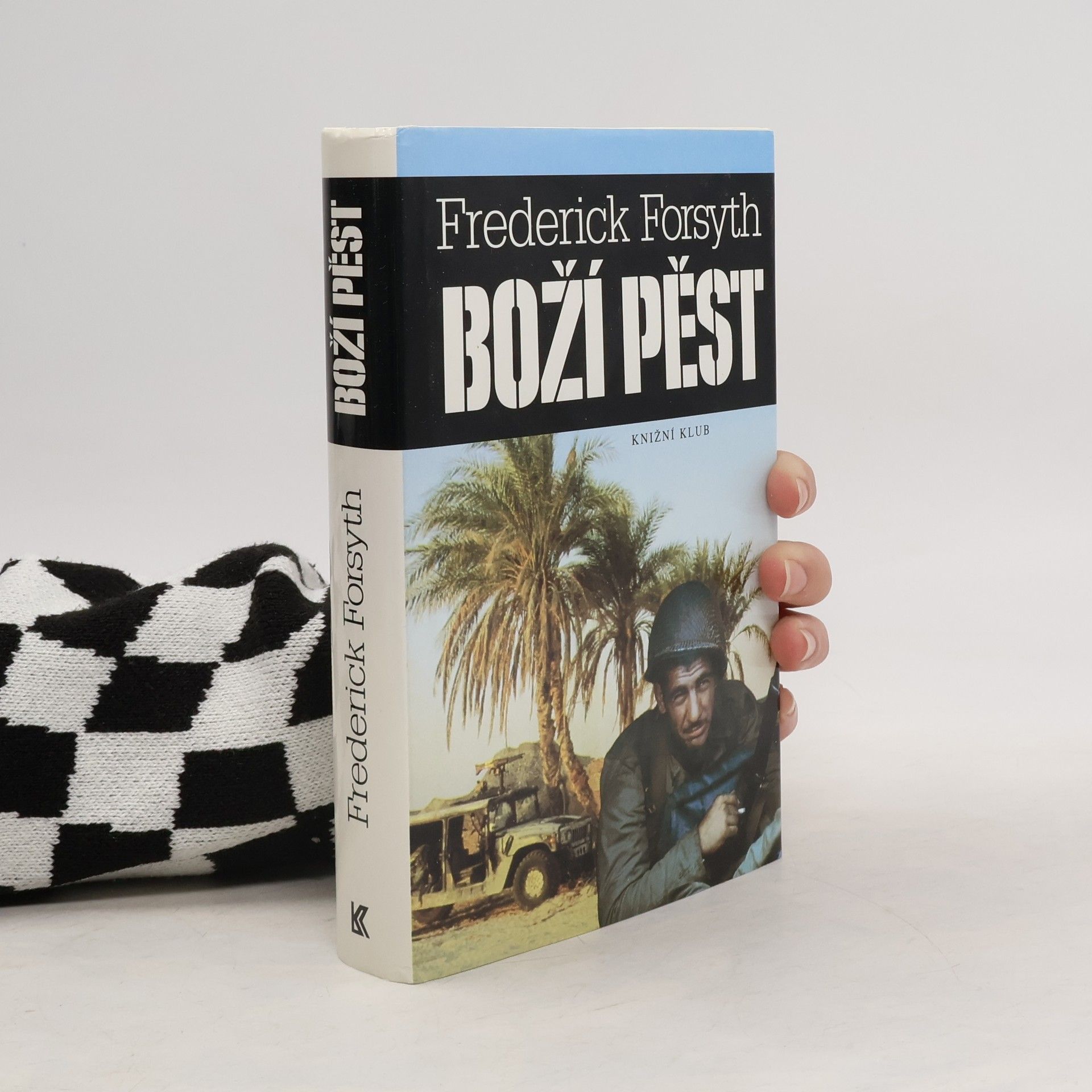 Frederick Forsyth Boží pěst