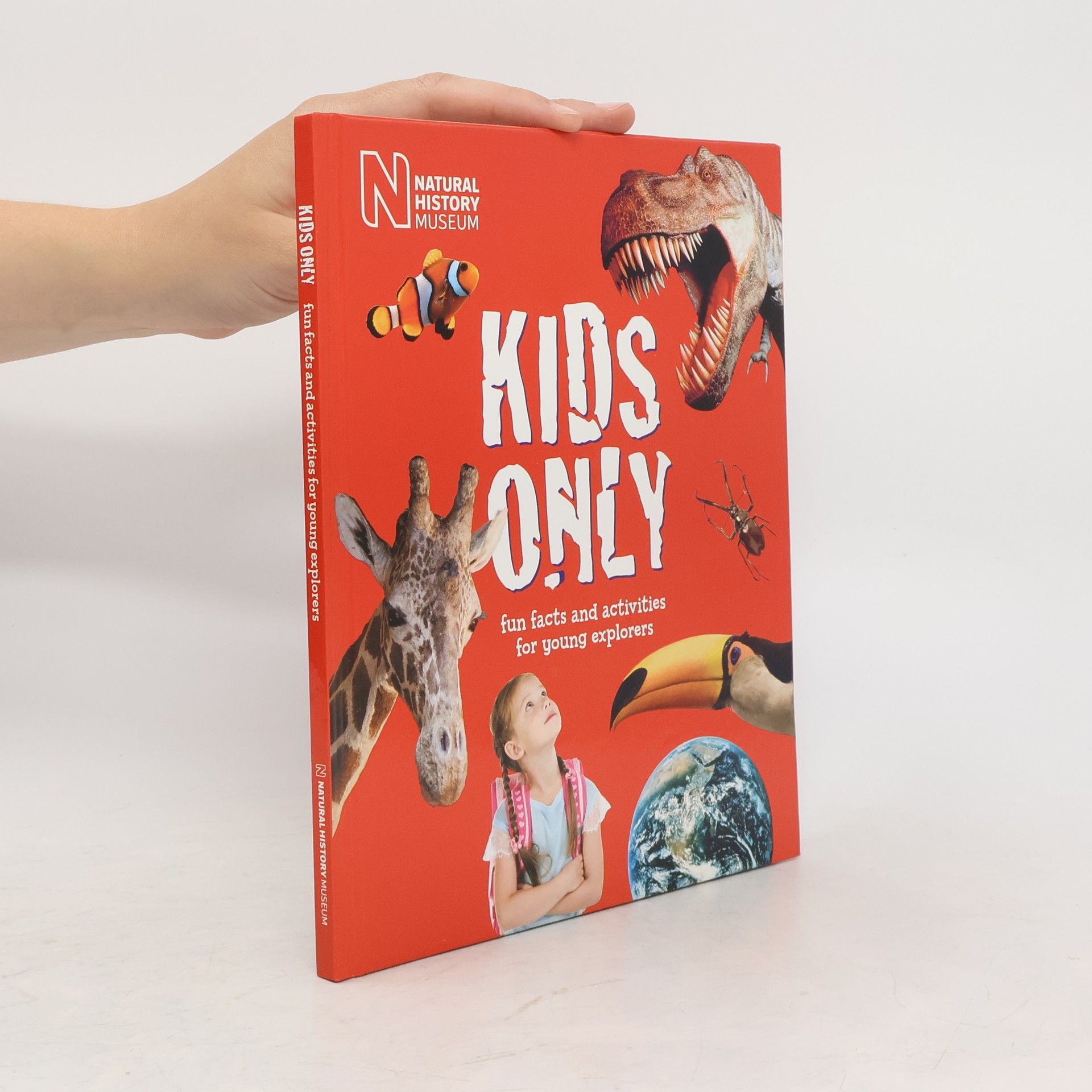 kolektiv Kids only : fun facts and activities for young explorers