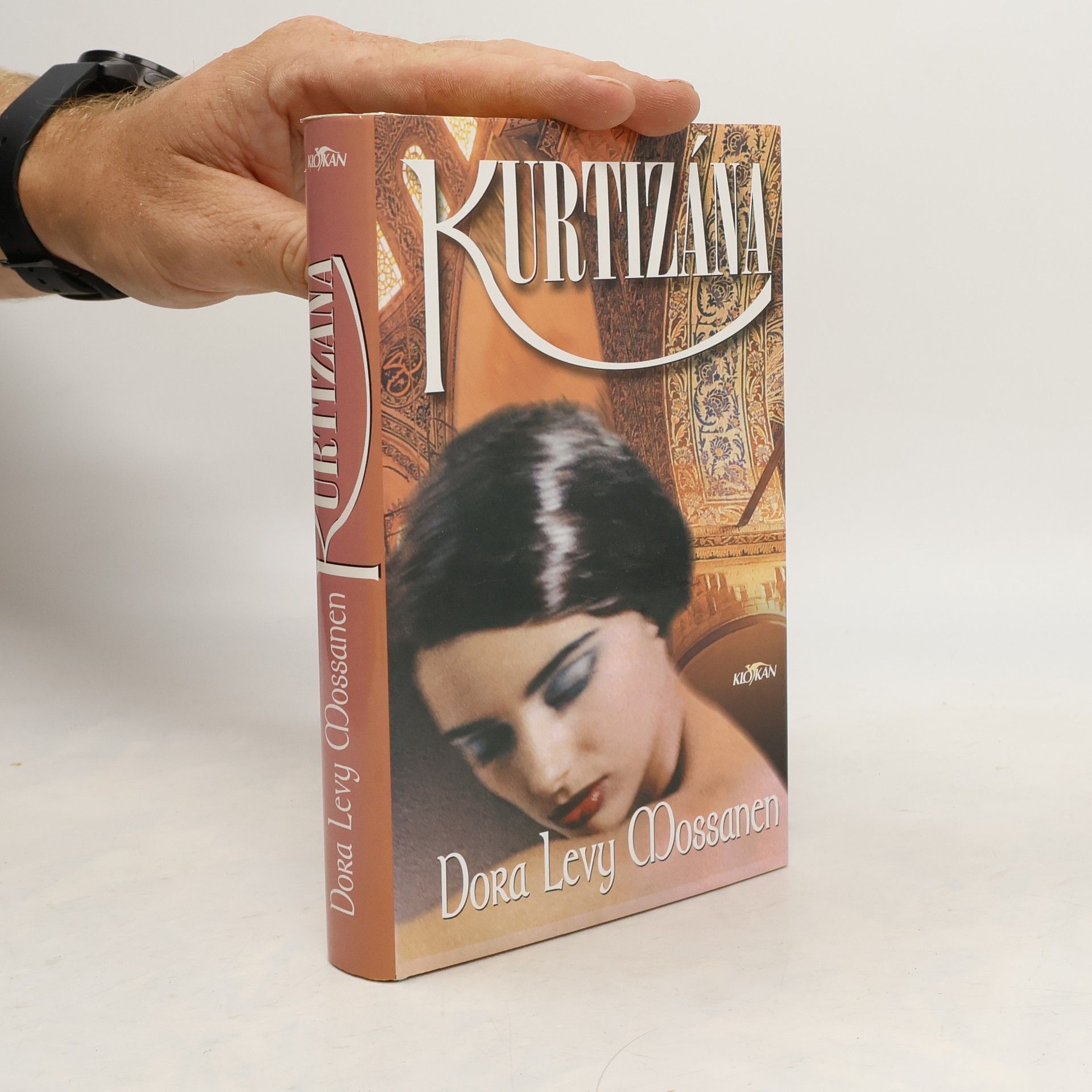 Mossanen Dora Levy Kurtizána