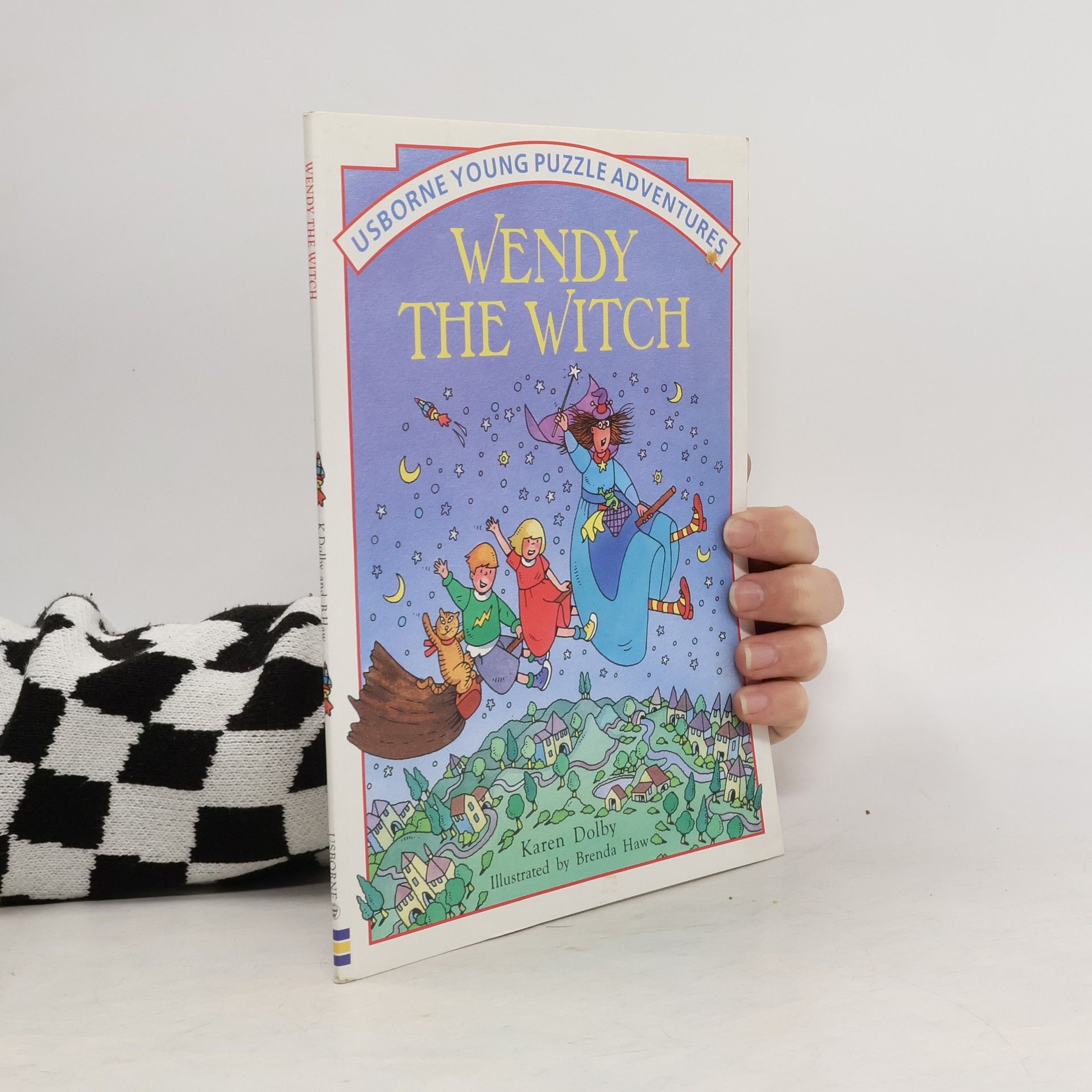 Karen Dolby Wendy the Witch (Usborne Young Puzzle Adventures)