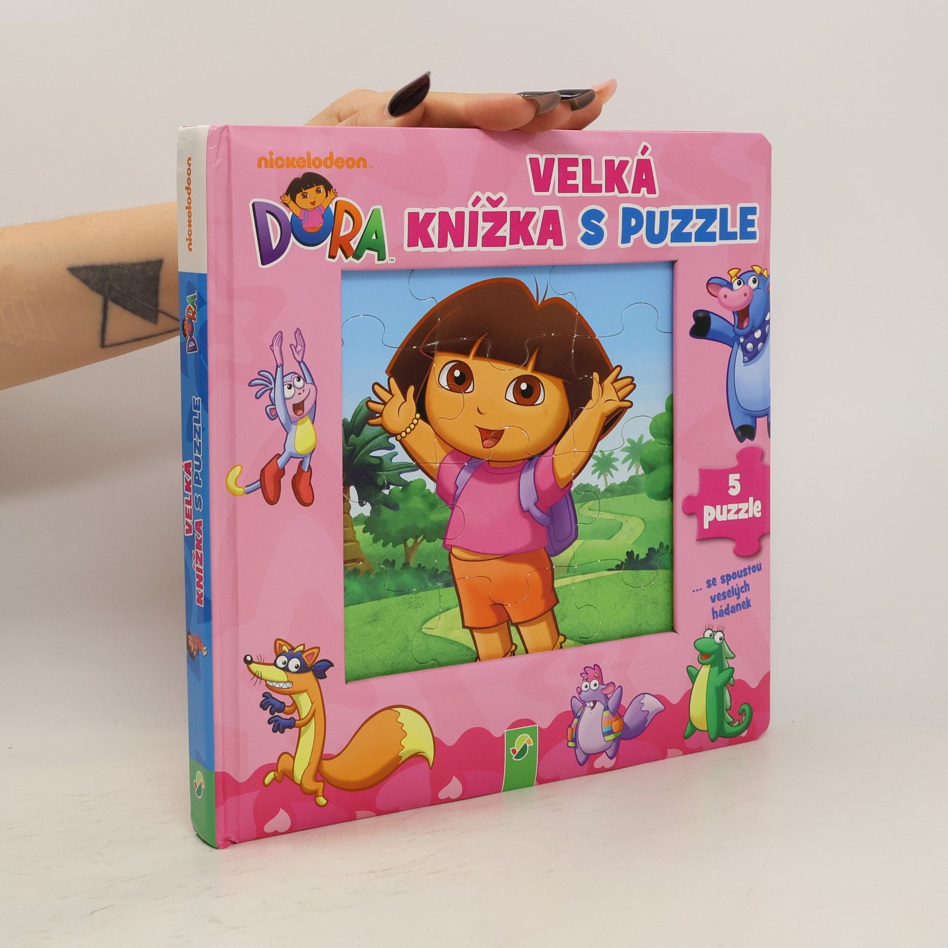 Collective Dora. Velká knížka s Puzzle.