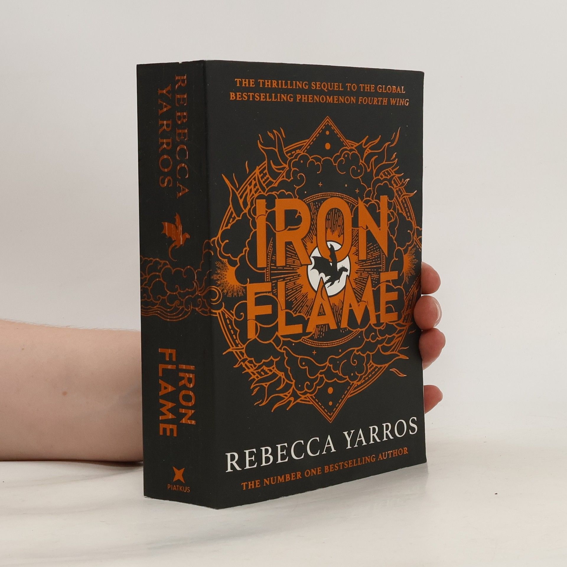 Rebecca Yarros Iron Flame