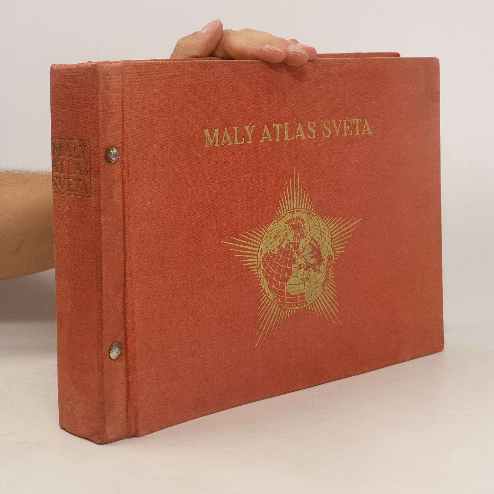 Collective Malý atlas světa
