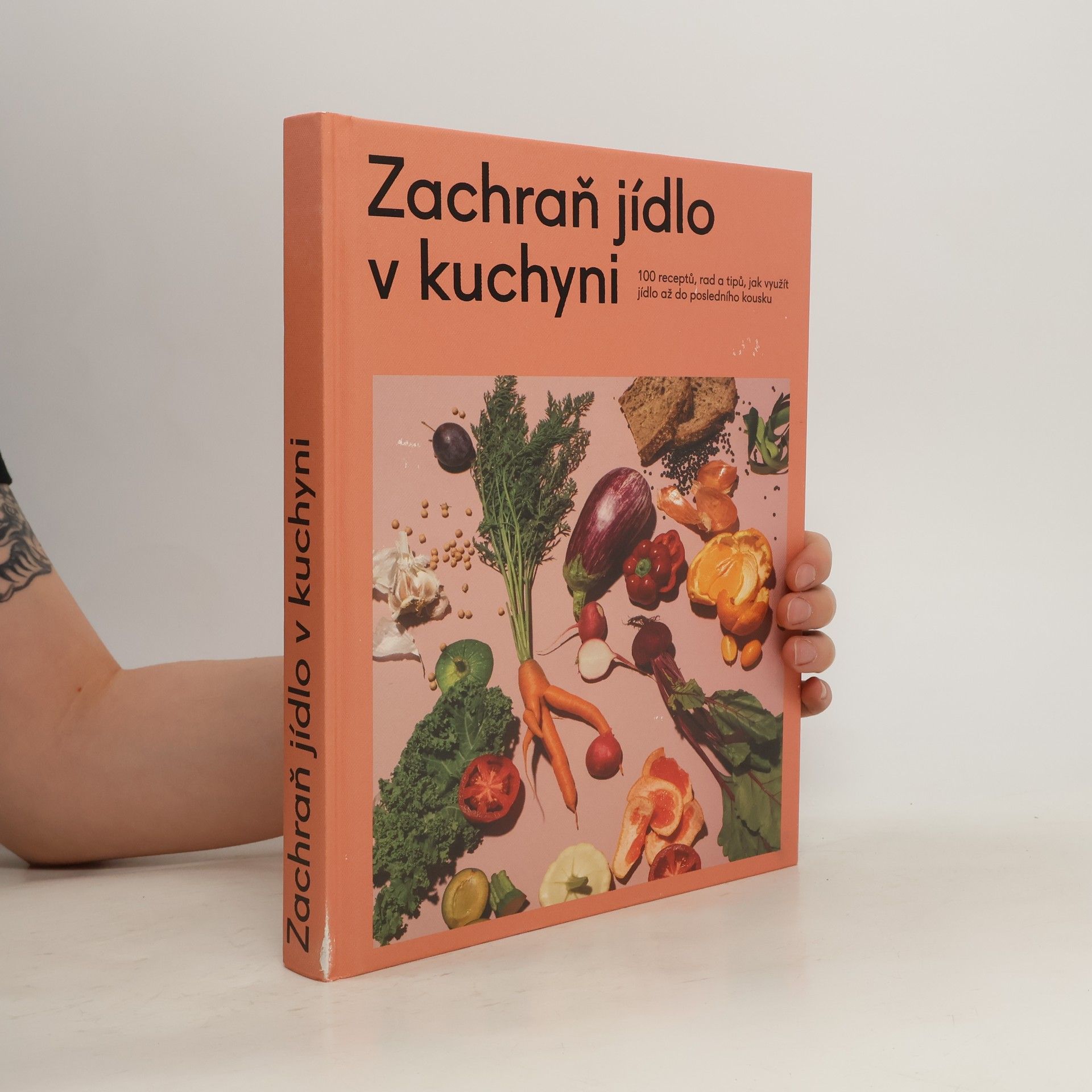 Barbora Kebová Zachraň jídlo v kuchyni