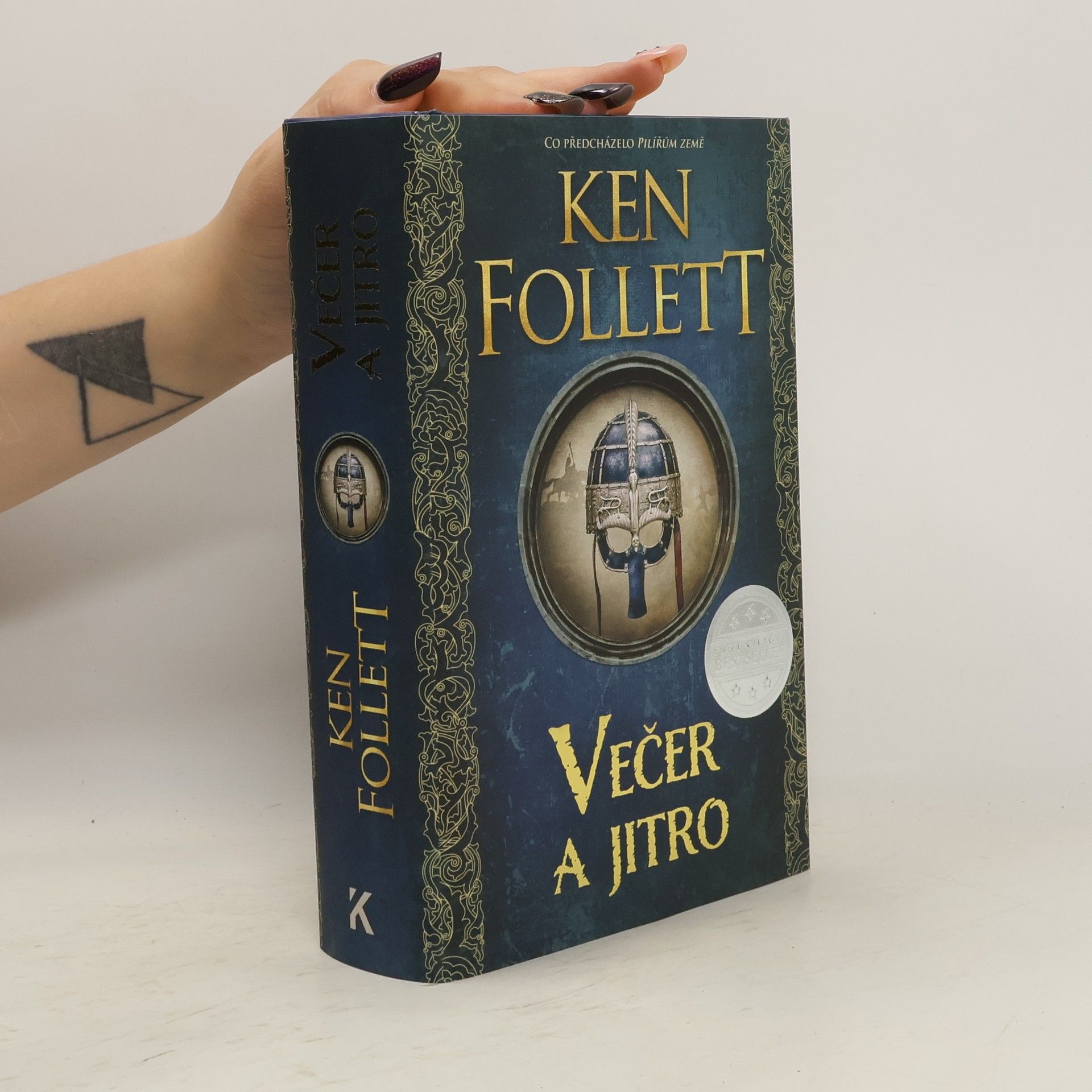 Ken Follett Večer a jitro