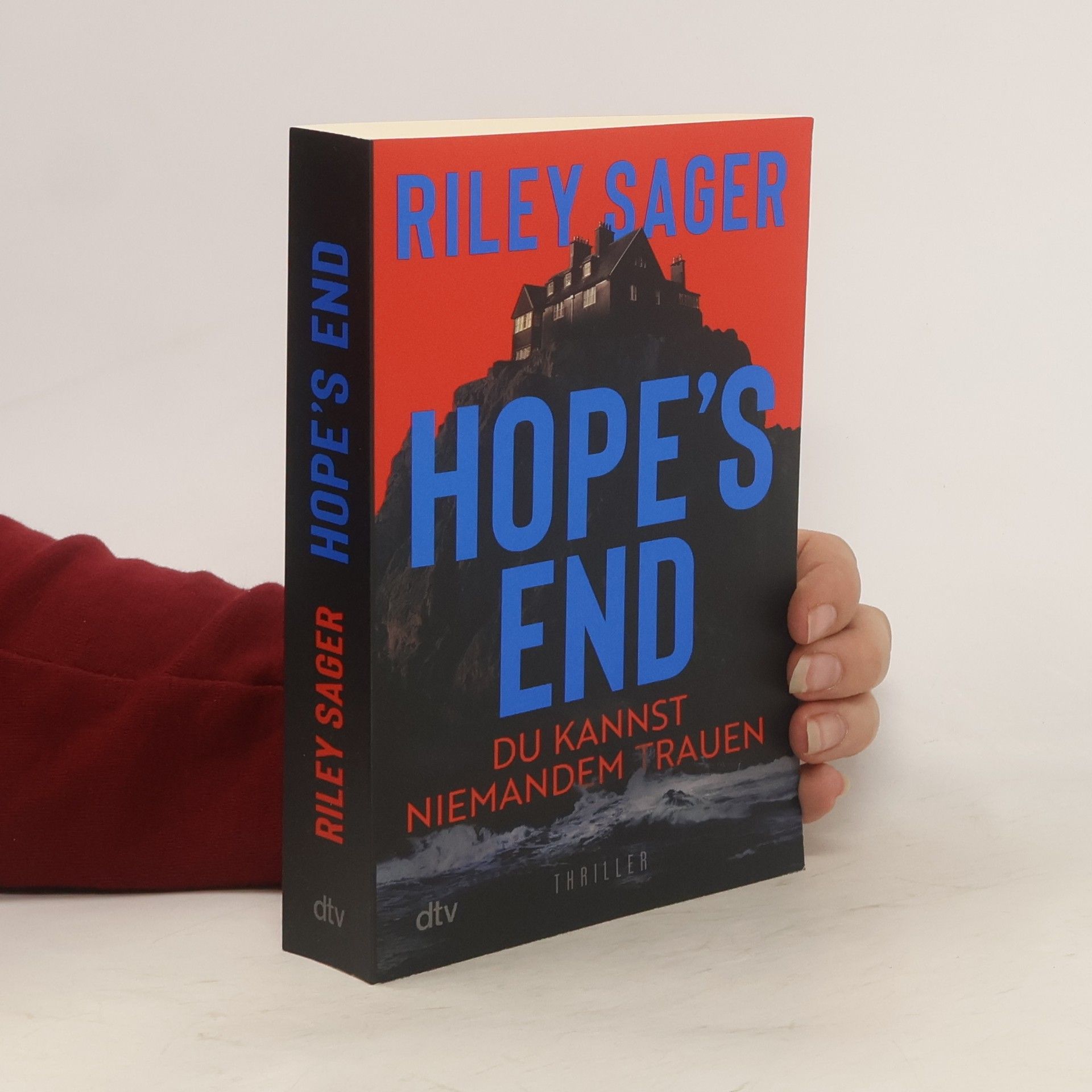 Riley Sager Hope's End