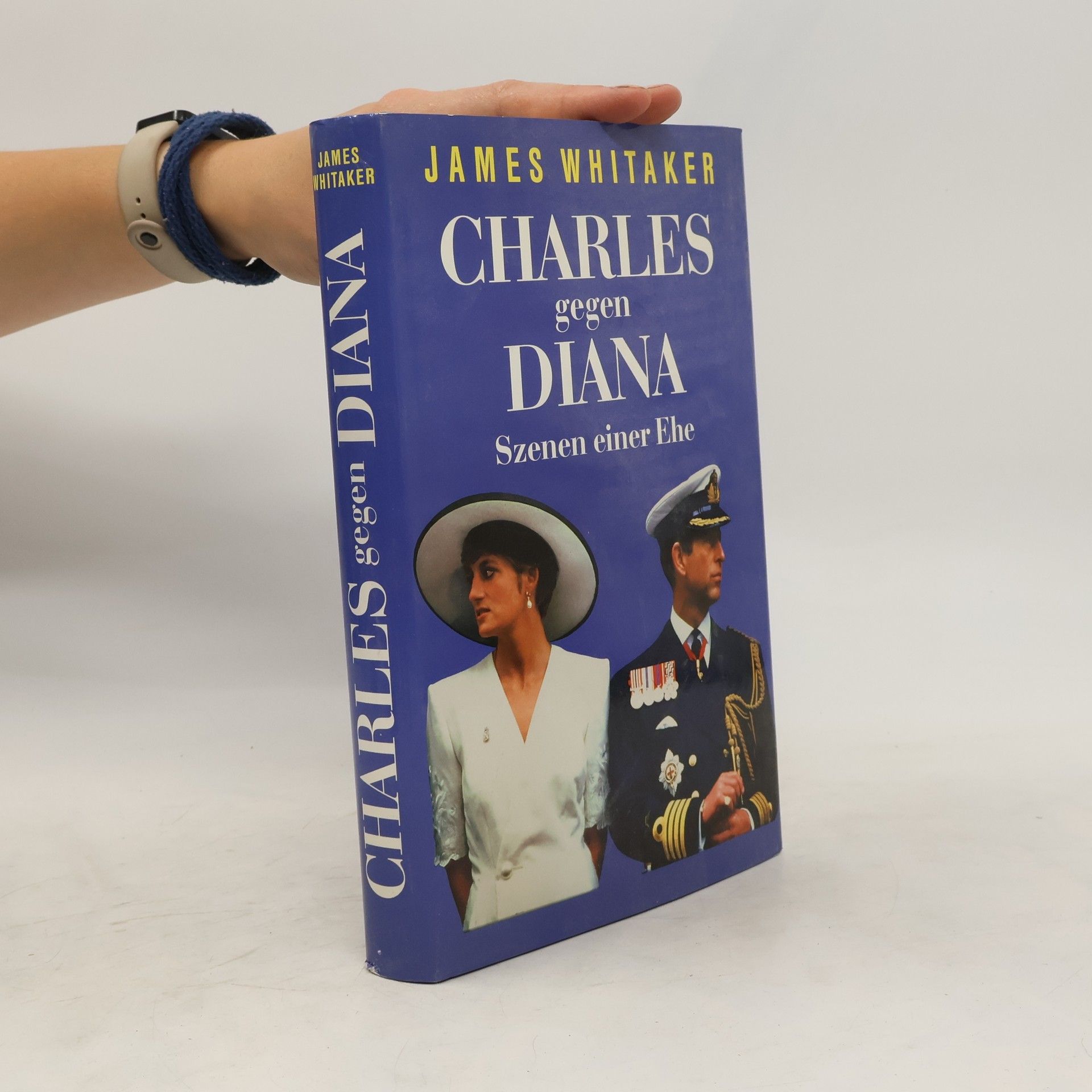 James Whitaker Charles gegen Diana