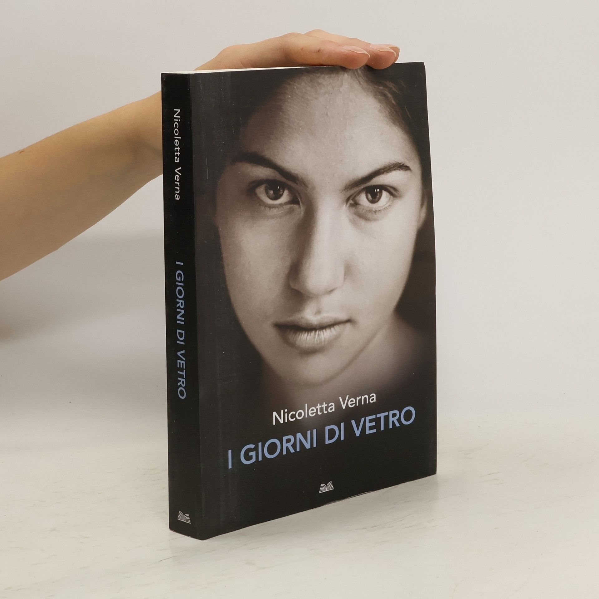 Nicoletta Verna I giorni di vetro