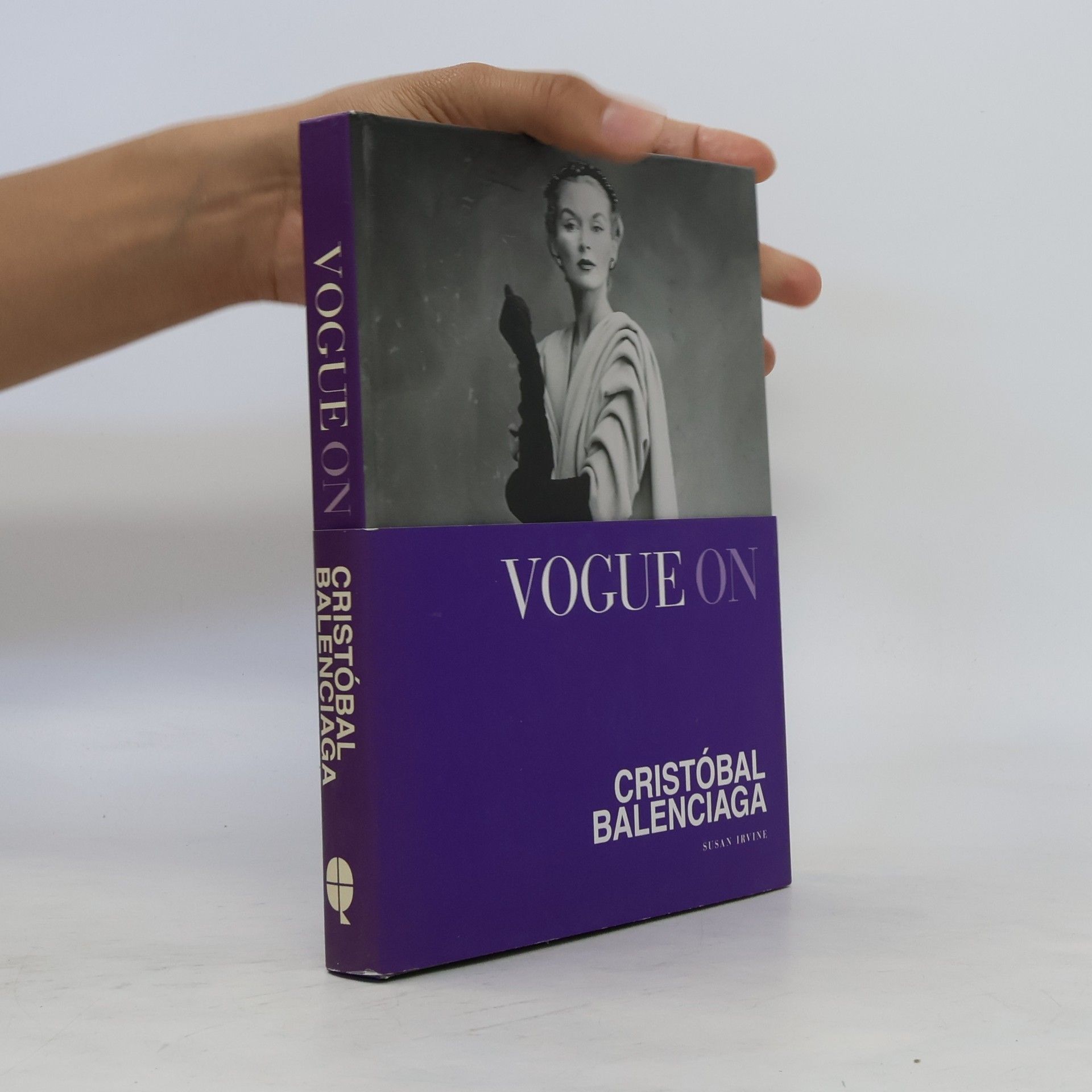 Collectif d'auteurs Vogue on Cristobal Balenciaga