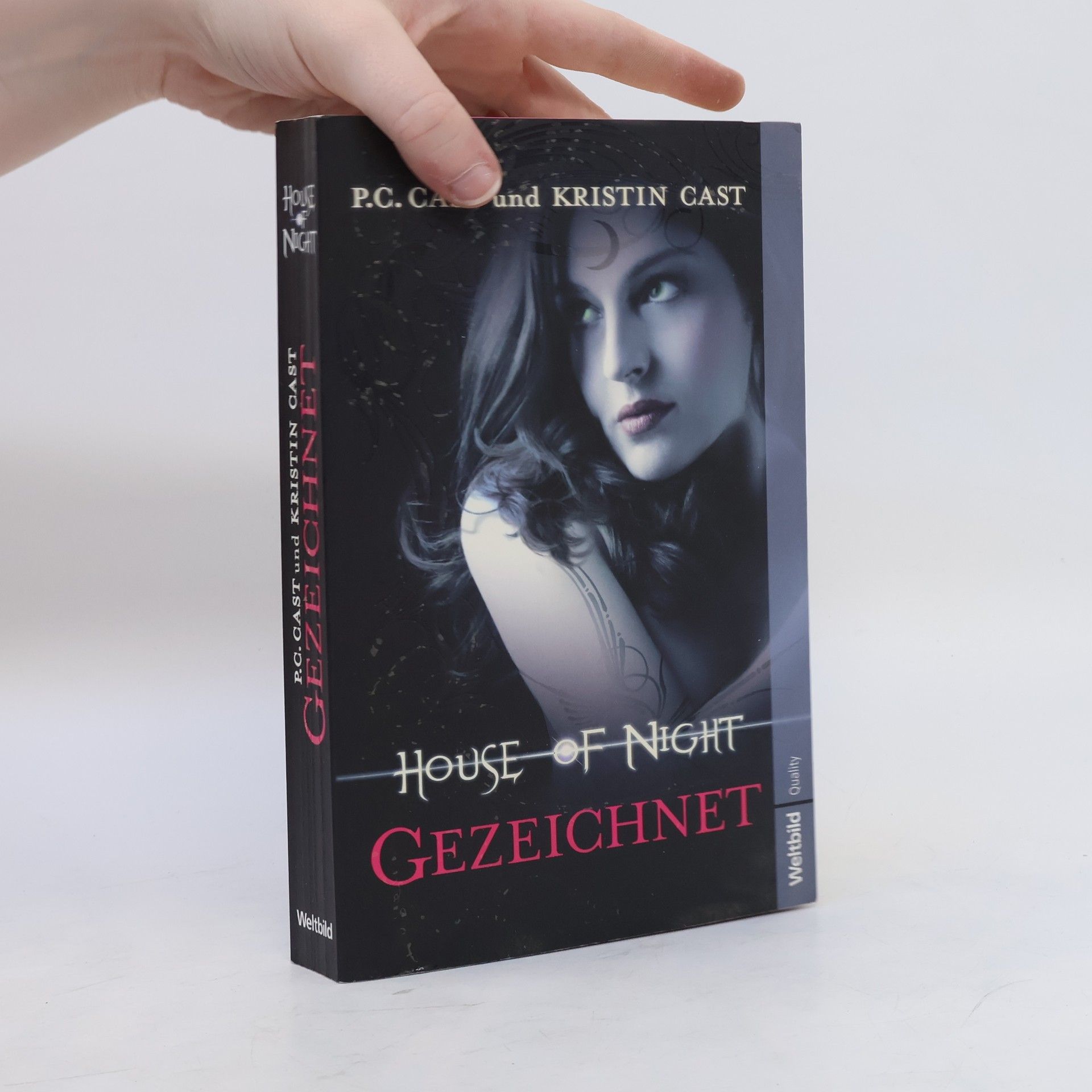 Phyllis Christine Cast House of Night. Gezeichnet