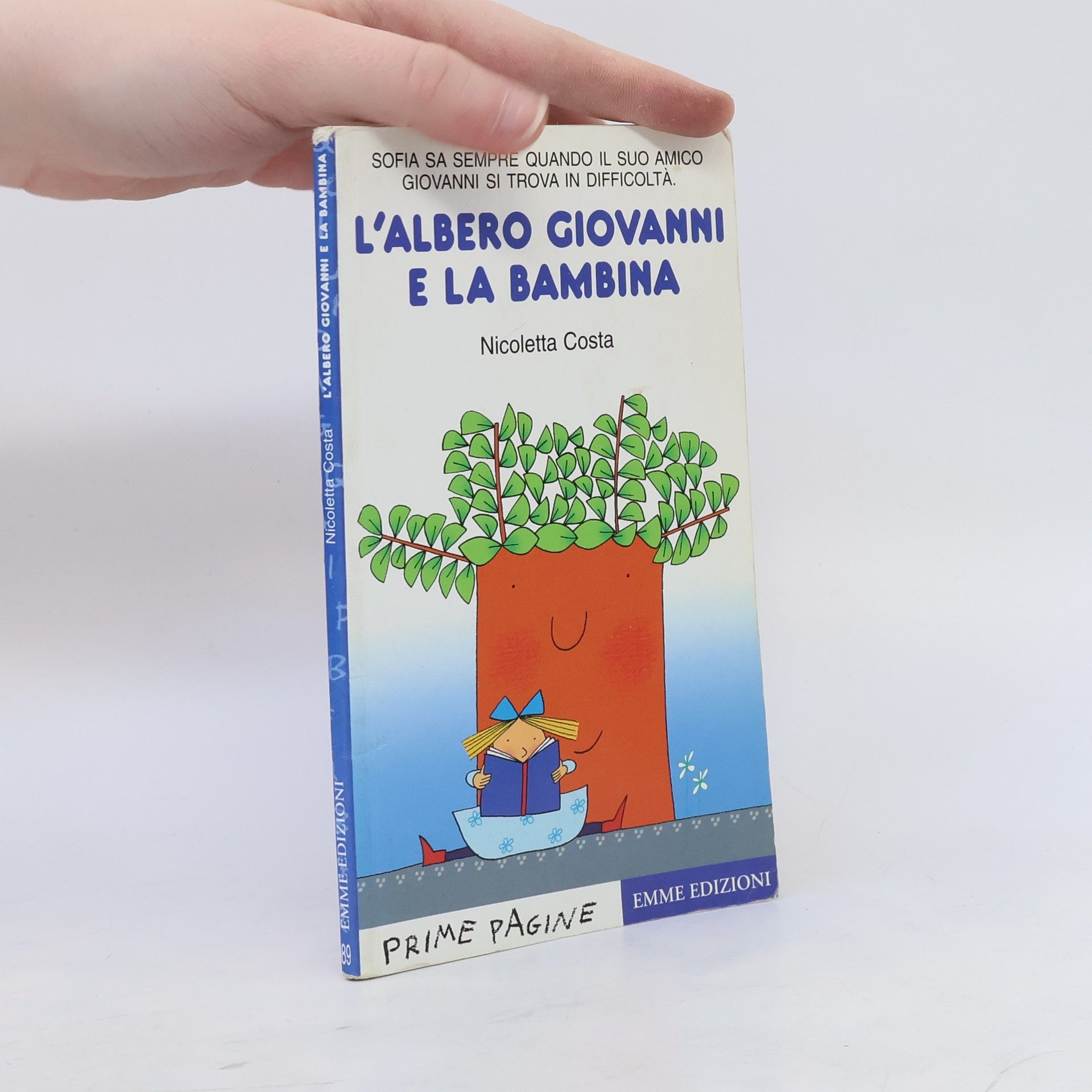 Nicoletta Costa L'albero Giovanni e la bambina