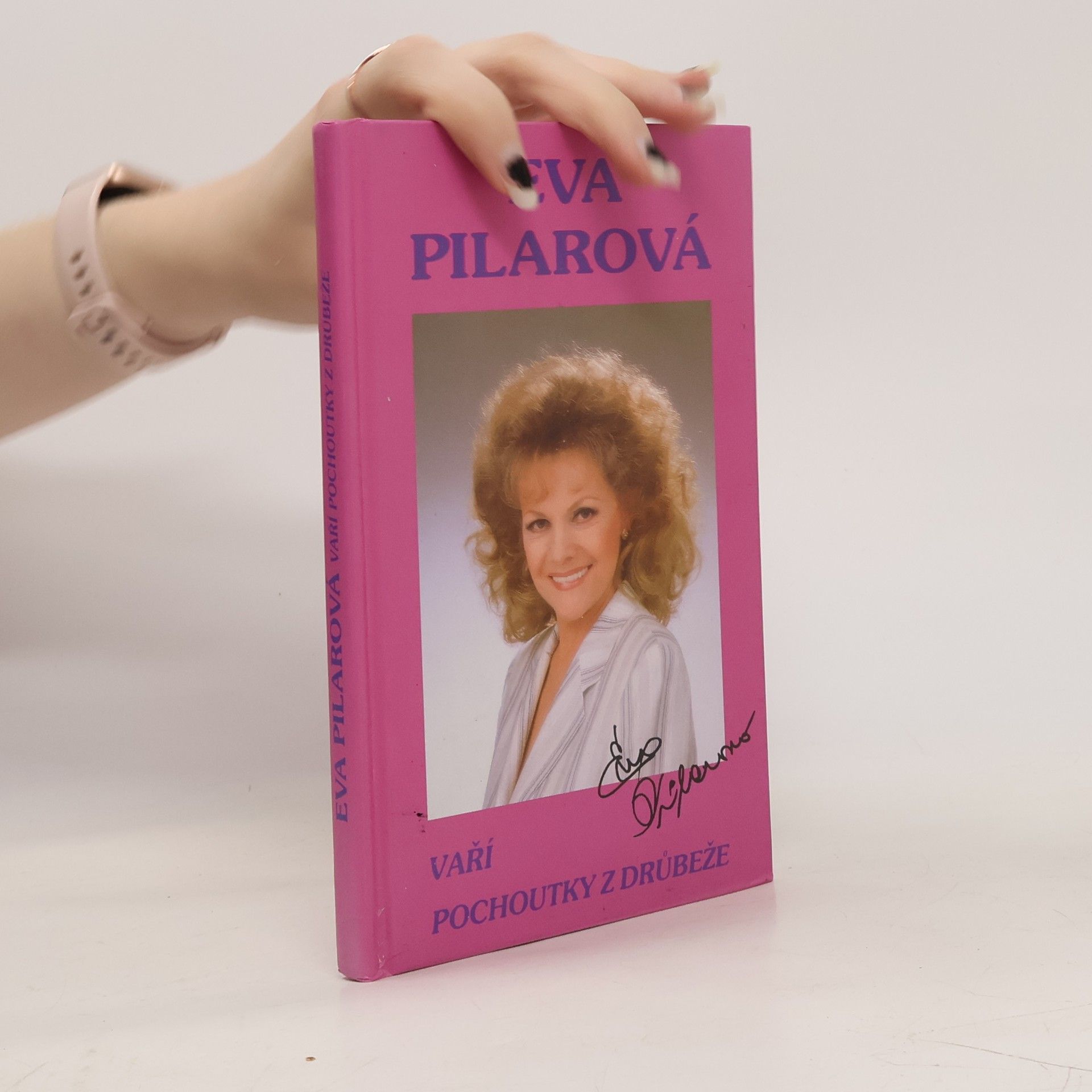 Eva Pilarová Eva Pilarová vaří pochoutky z drůbeže