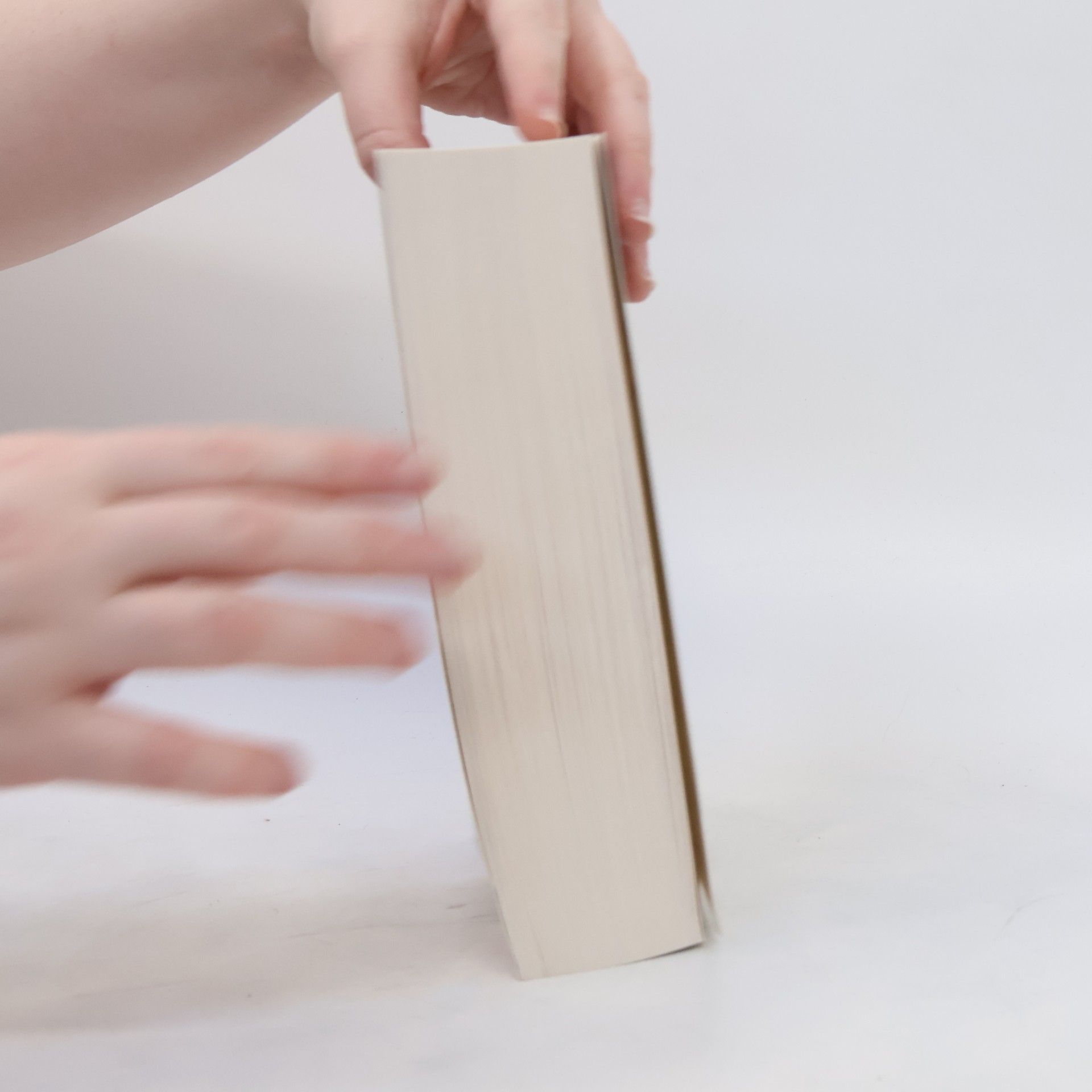 Sarah J. Maas Das Reich der sieben Höfe. Sterne und Schwerter