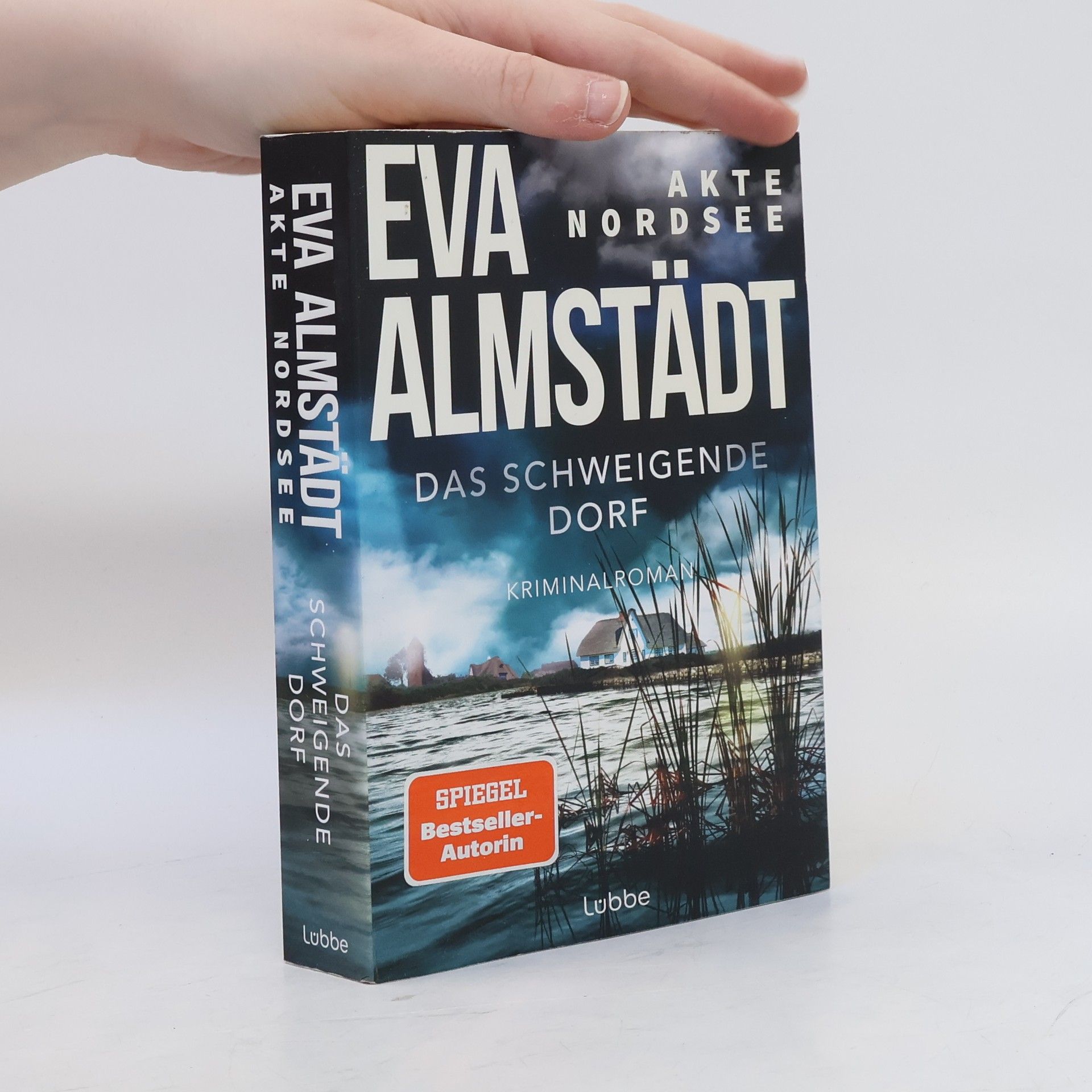 Eva Almstädt Akte Nordsee. Das schweigende Dorf