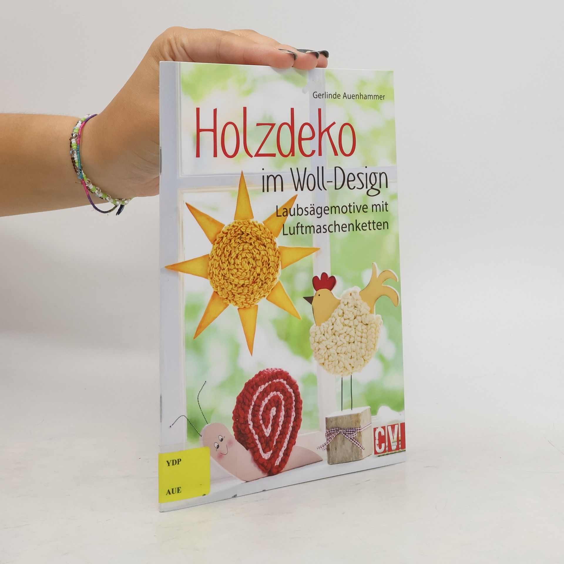 Gerlinde Auenhammer Holzdeko im Woll-Design