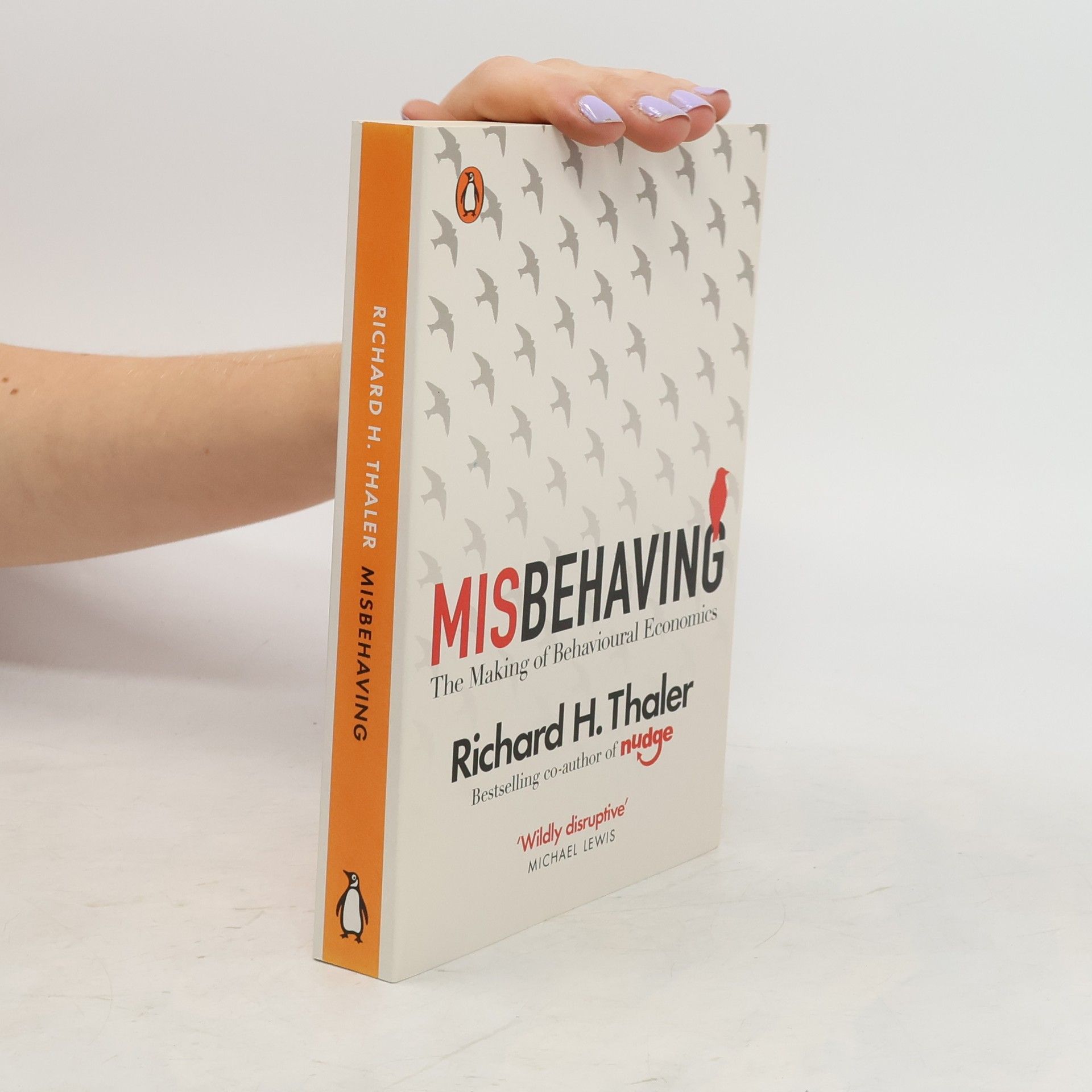 Richard Thaler Misbehaving : the making of behavioural economics
