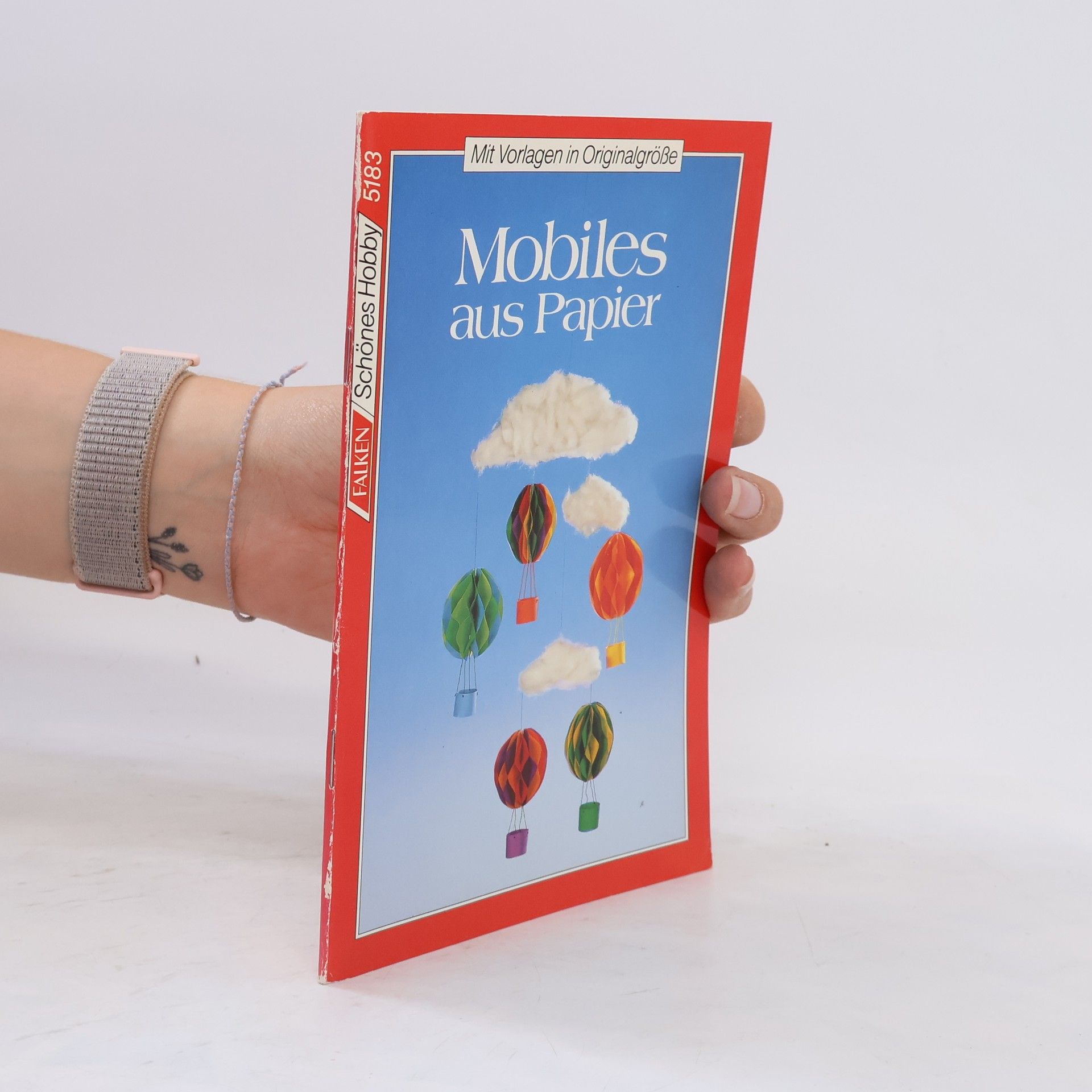 Jutta Maier Mobiles aus Papier
