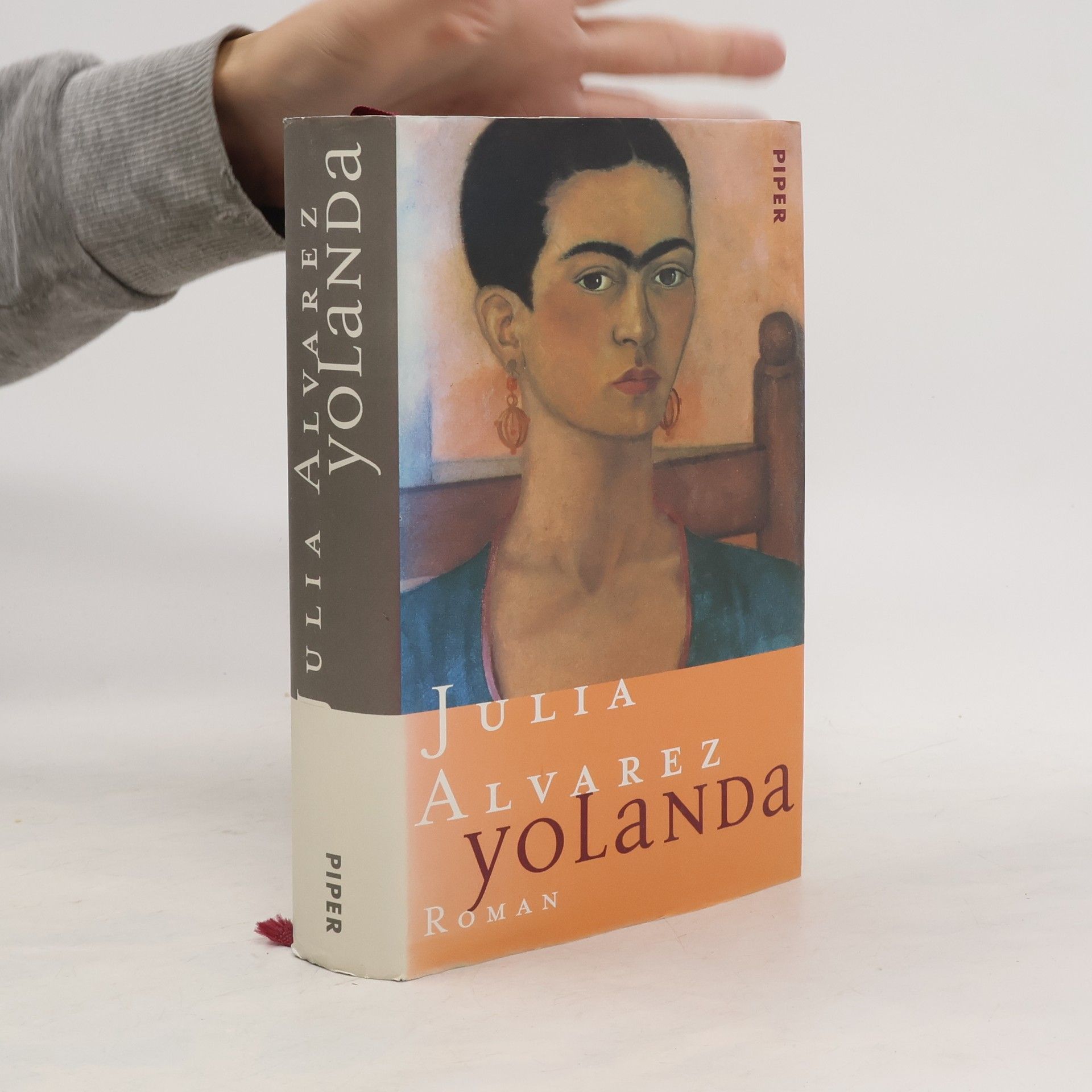 Julia Alvarez Yolanda