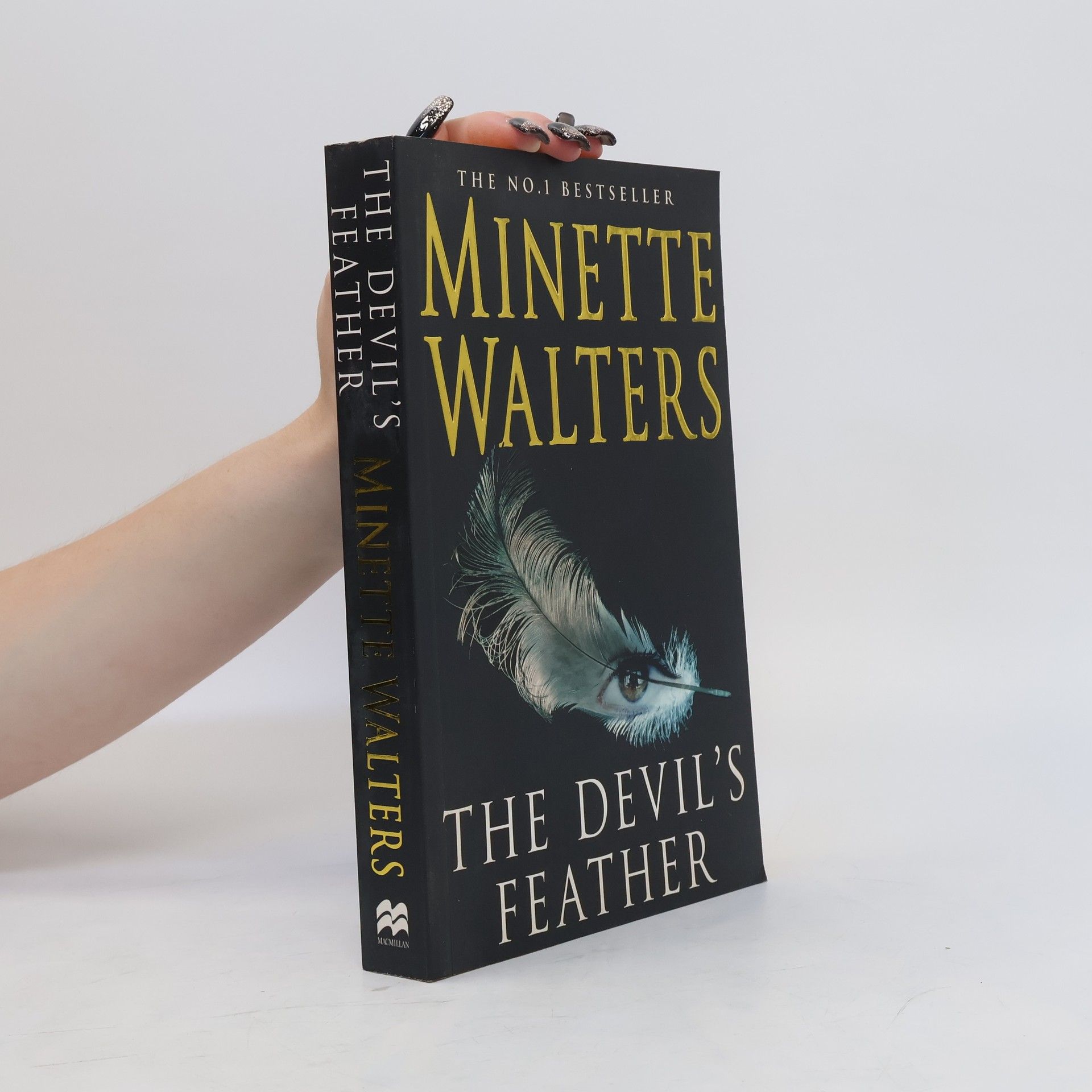 Minette Walters The Devil's Feather