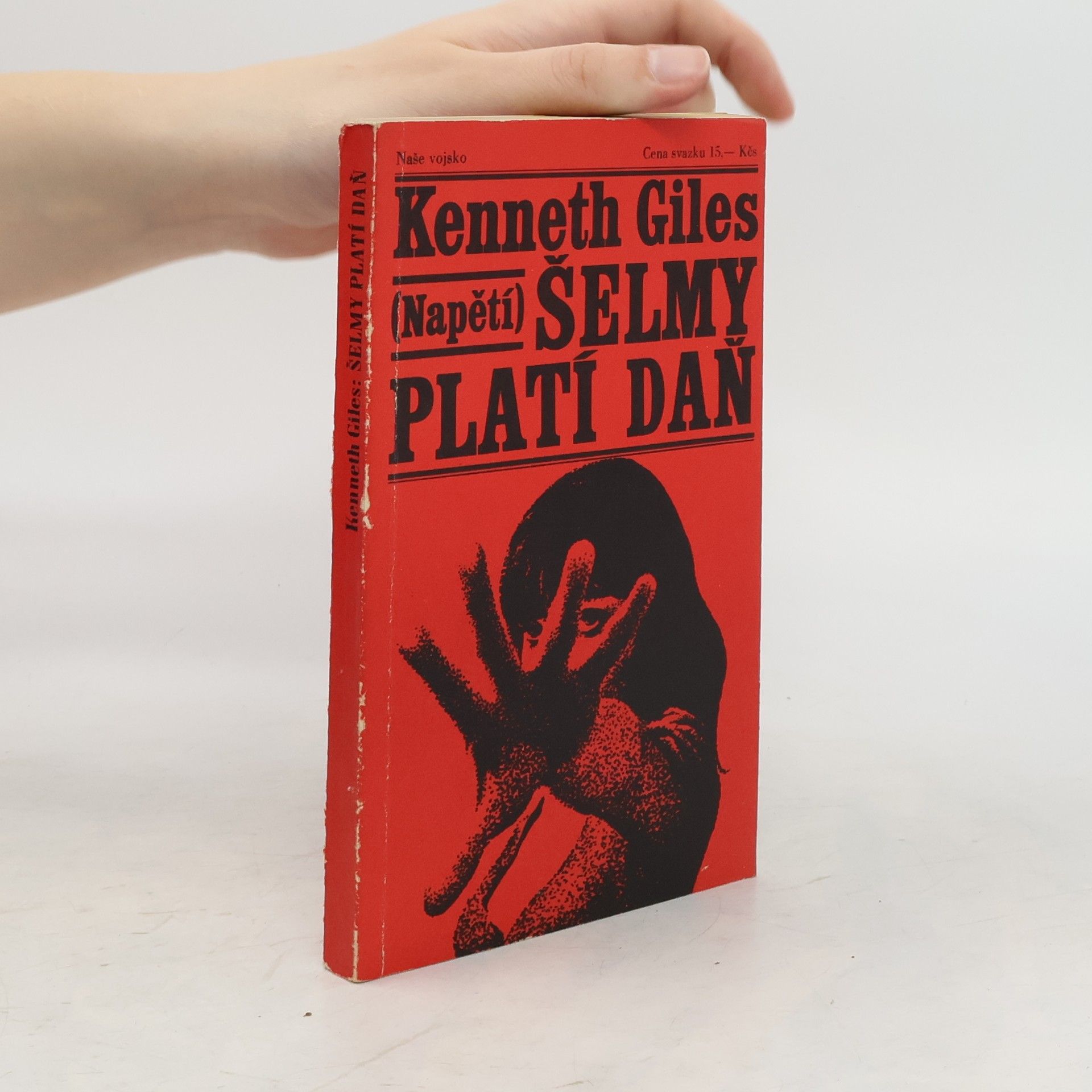Kenneth Giles Šelmy platí daň