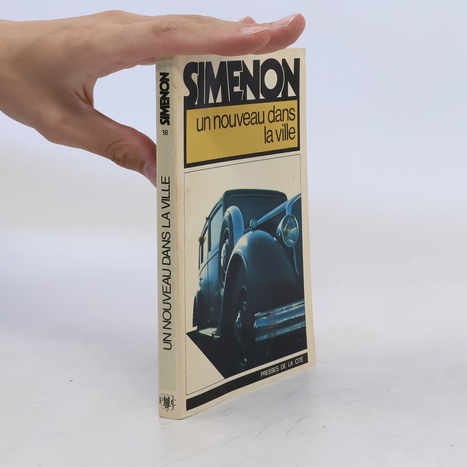 Georges Simenon Un nouveau dans la ville