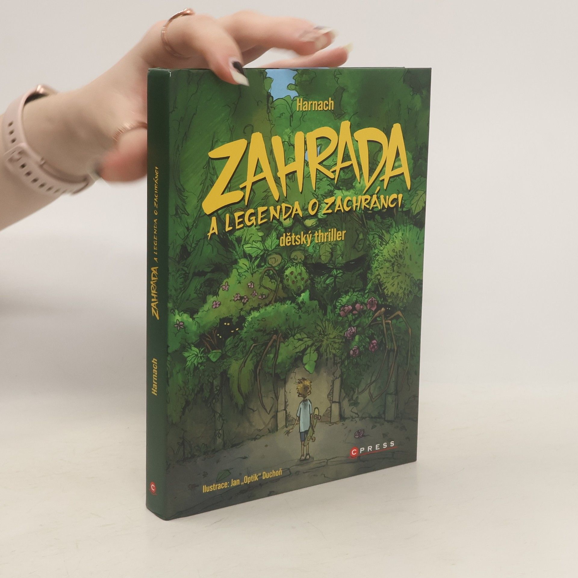 Zahrada a legenda o zachránci : dětský thriller