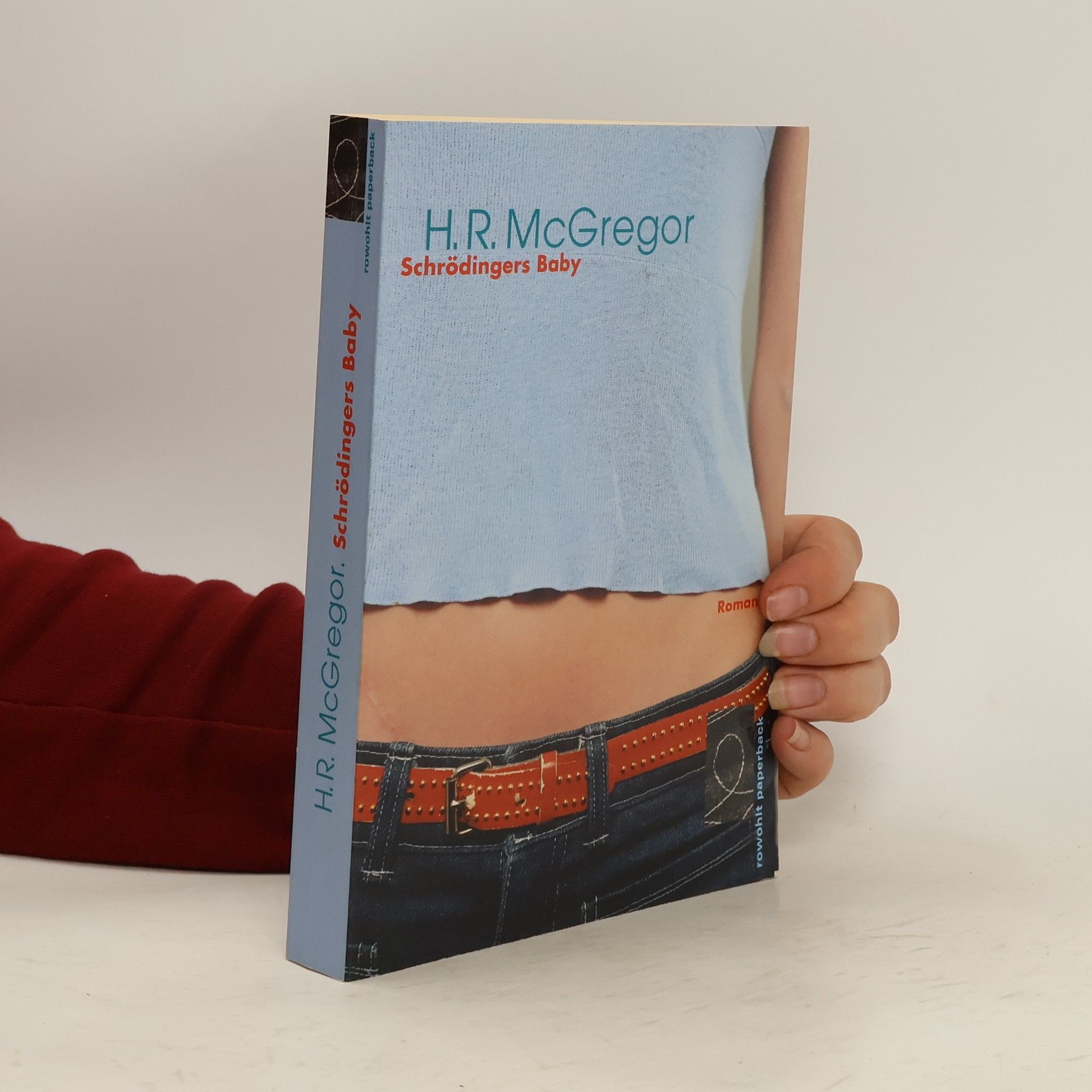 H. R. MacGregor Schrödingers Baby