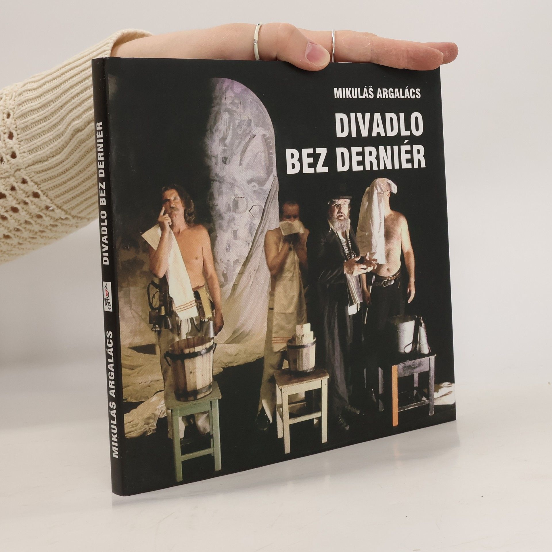 Mikuláš Argalács Divadlo bez derniér