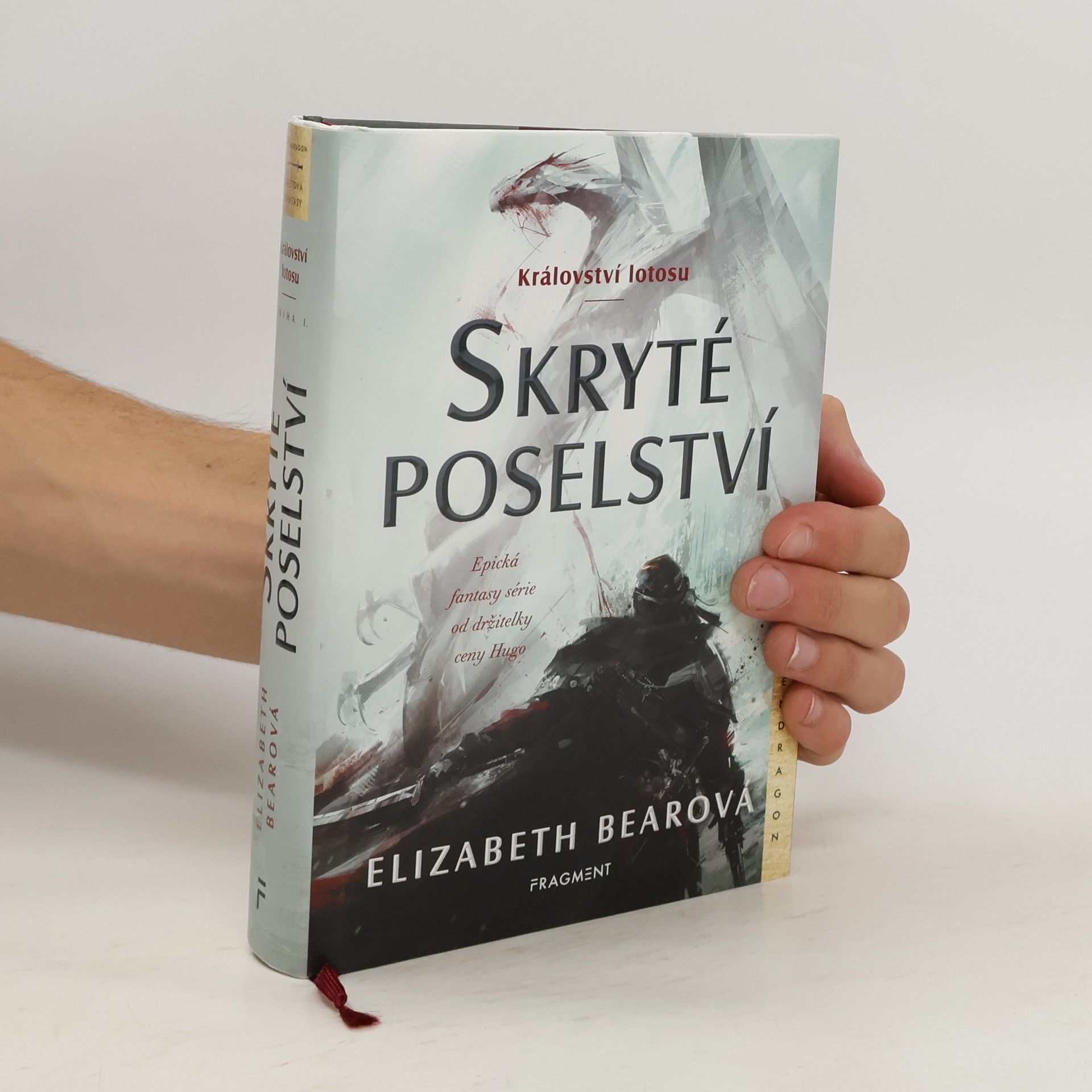 Elizabeth Bear Skryté poselství