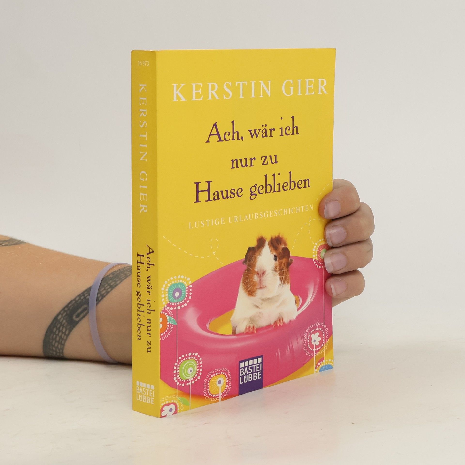 Kerstin Gier Ach, wär ich nur zu Hause geblieben