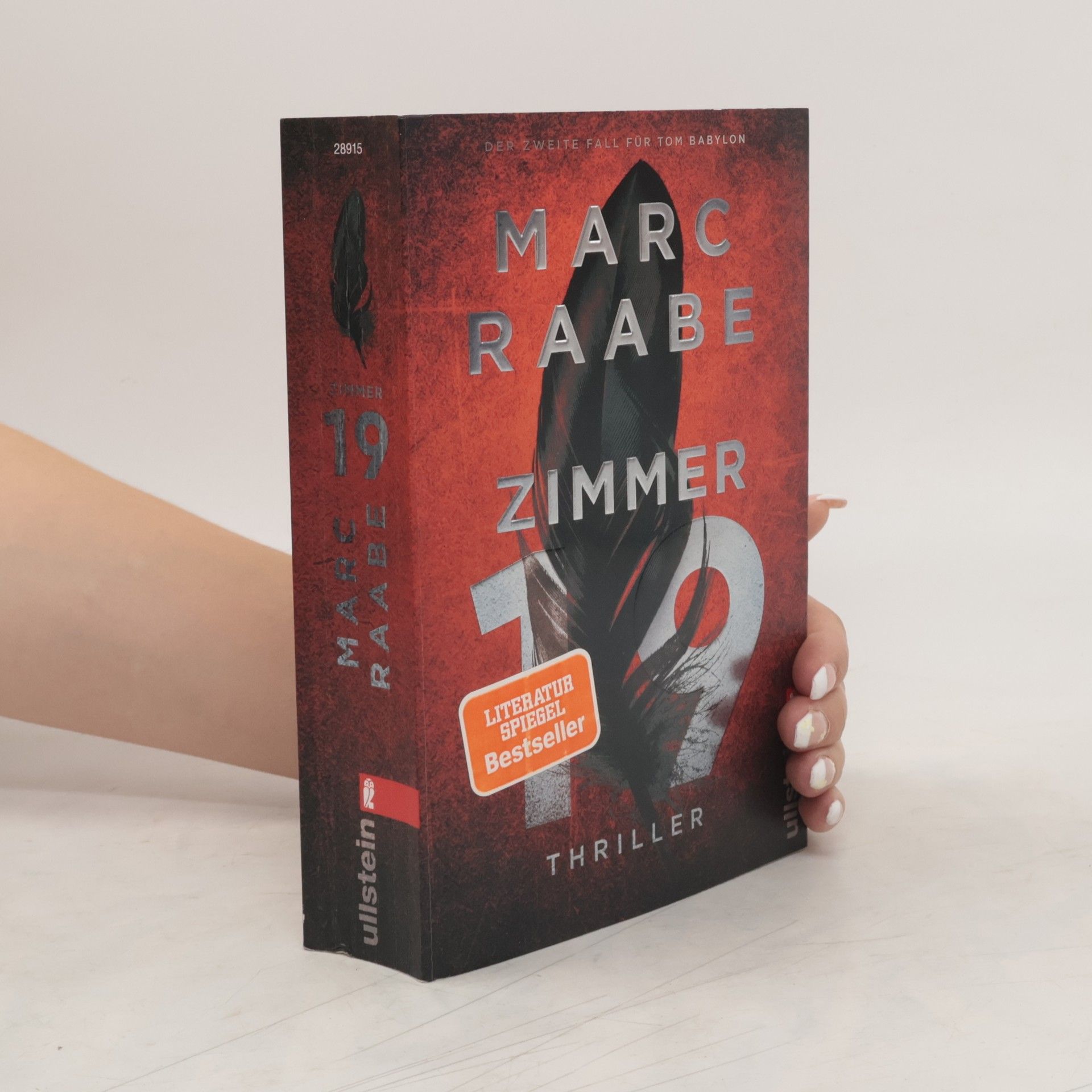 Marc Raabe Zimmer 19