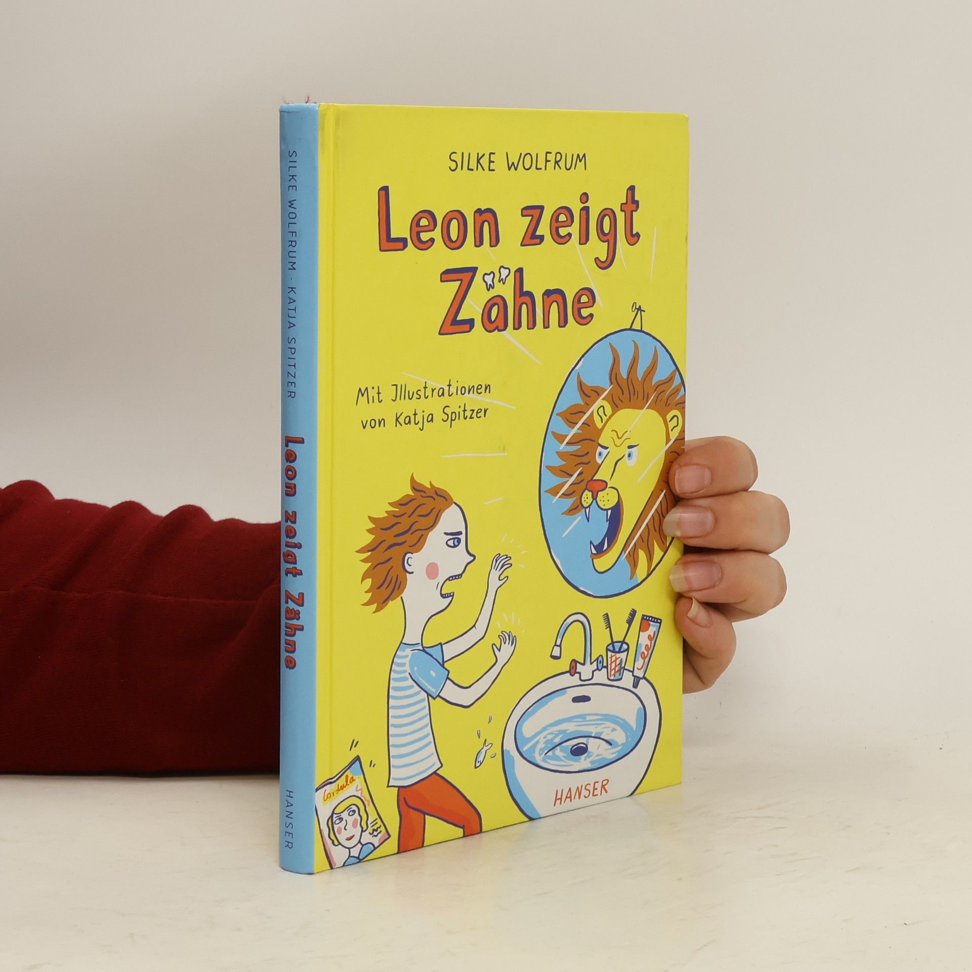 Silke Wolfrum Leon zeigt Zähne