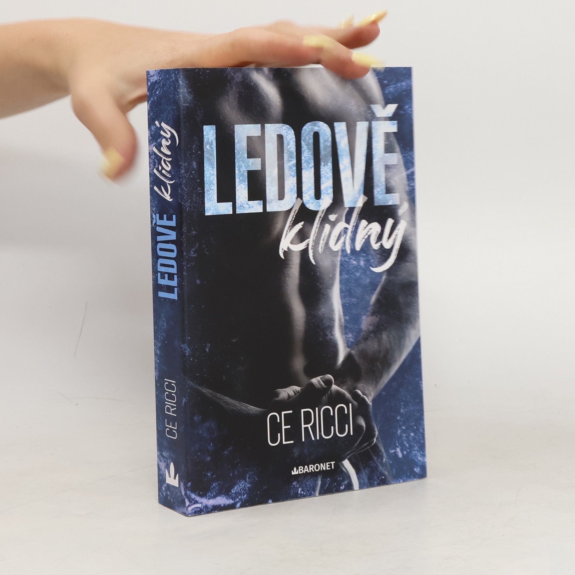 Ce Ricci Ledově klidný
