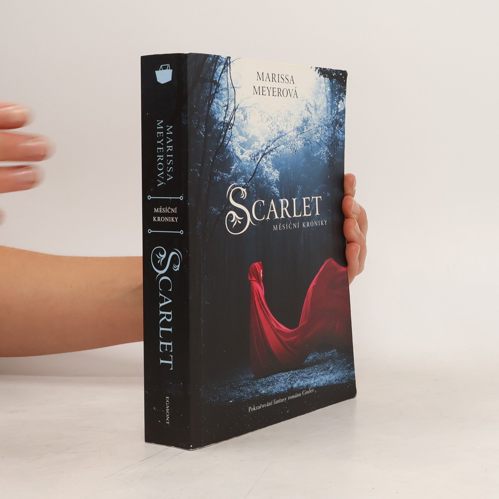 Marissa Meyer Scarlet. Měsíční kroniky. 2. díl