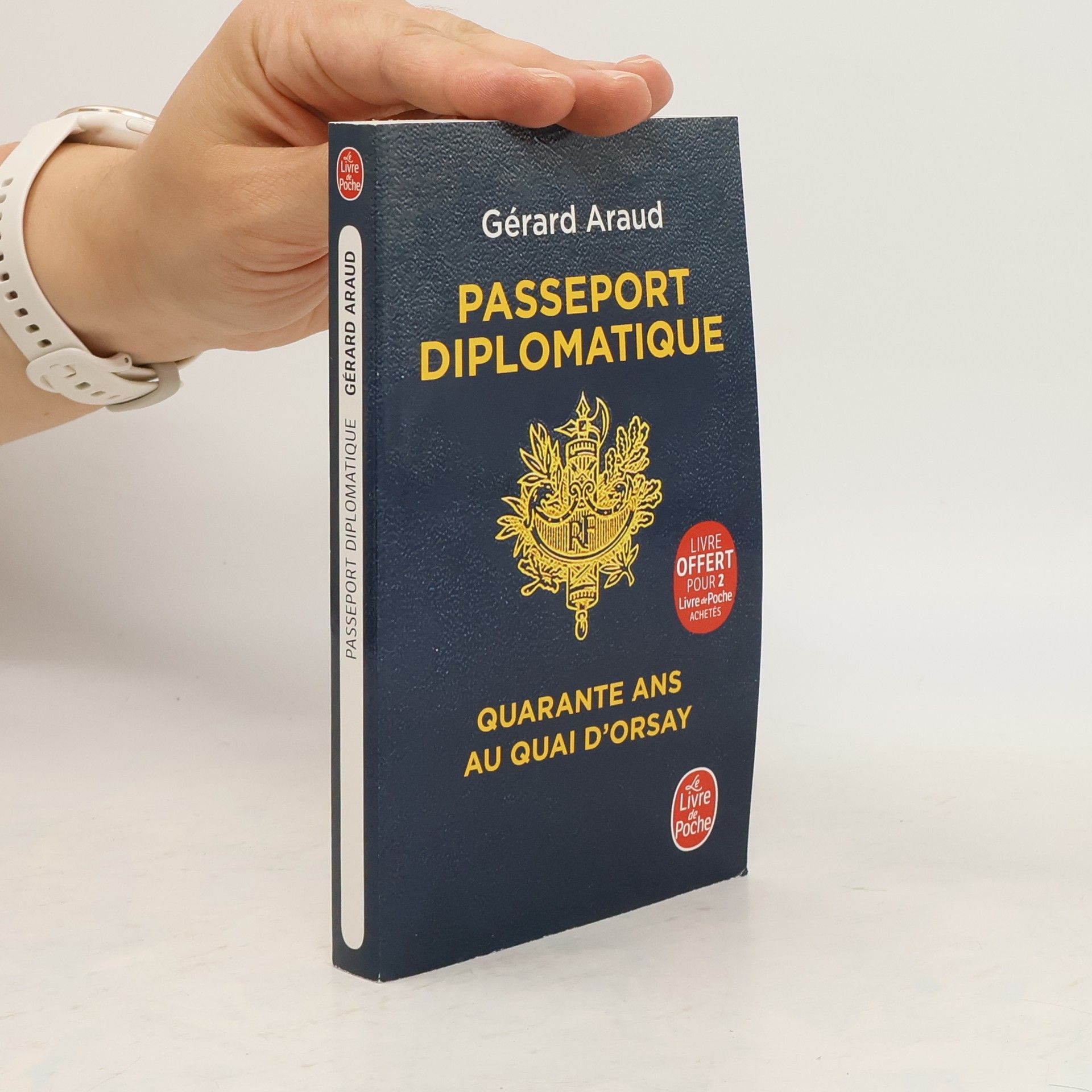 Gérard Araud Passeport diplomatique