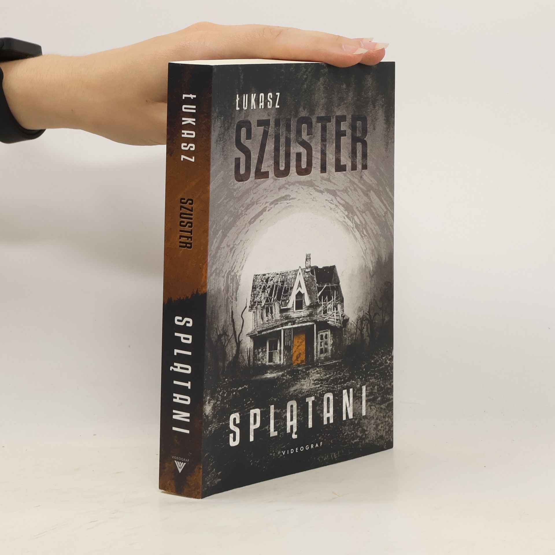 Szuster Łukasz Splątani