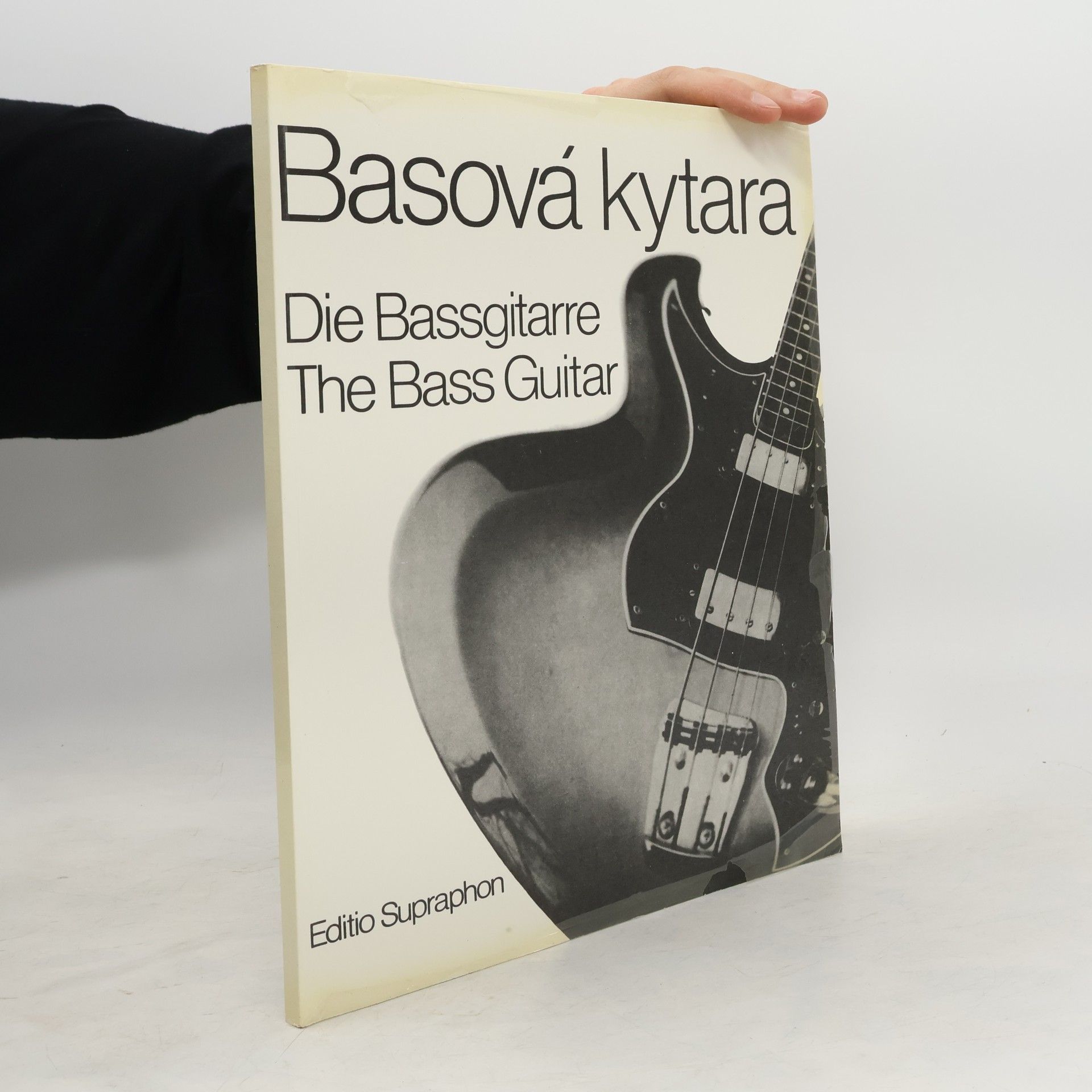 Dieter Köpping Basová kytara. Die Bassgitarre. The Bass Guitar