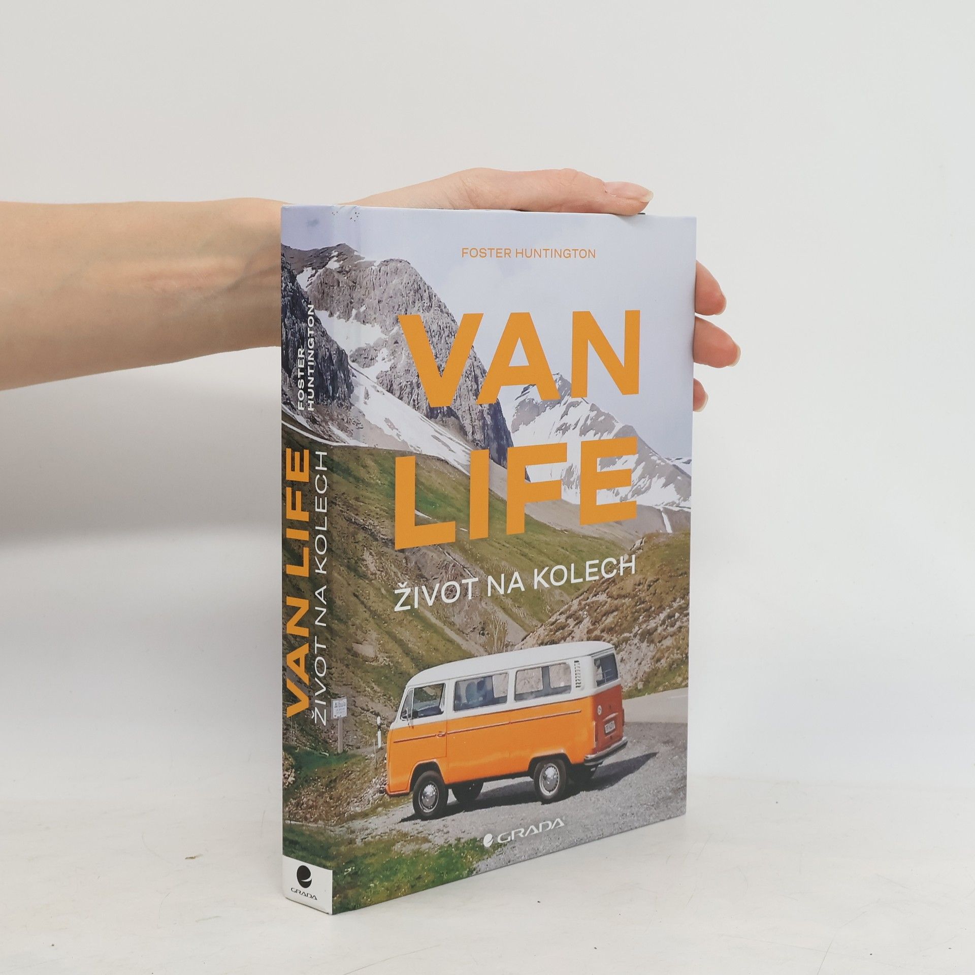 Foster Huntington Van life - Život na kolech