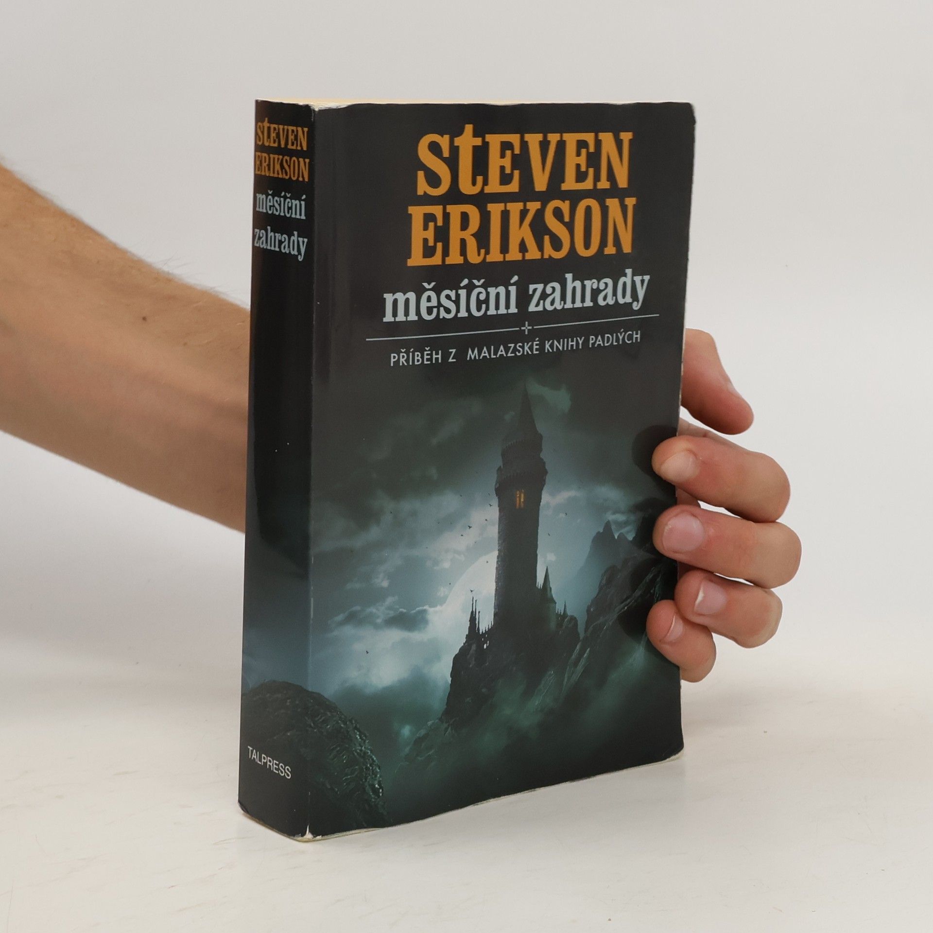 Dana Krejčová Měsíční zahrady : příběh z malazské Knihy padlých