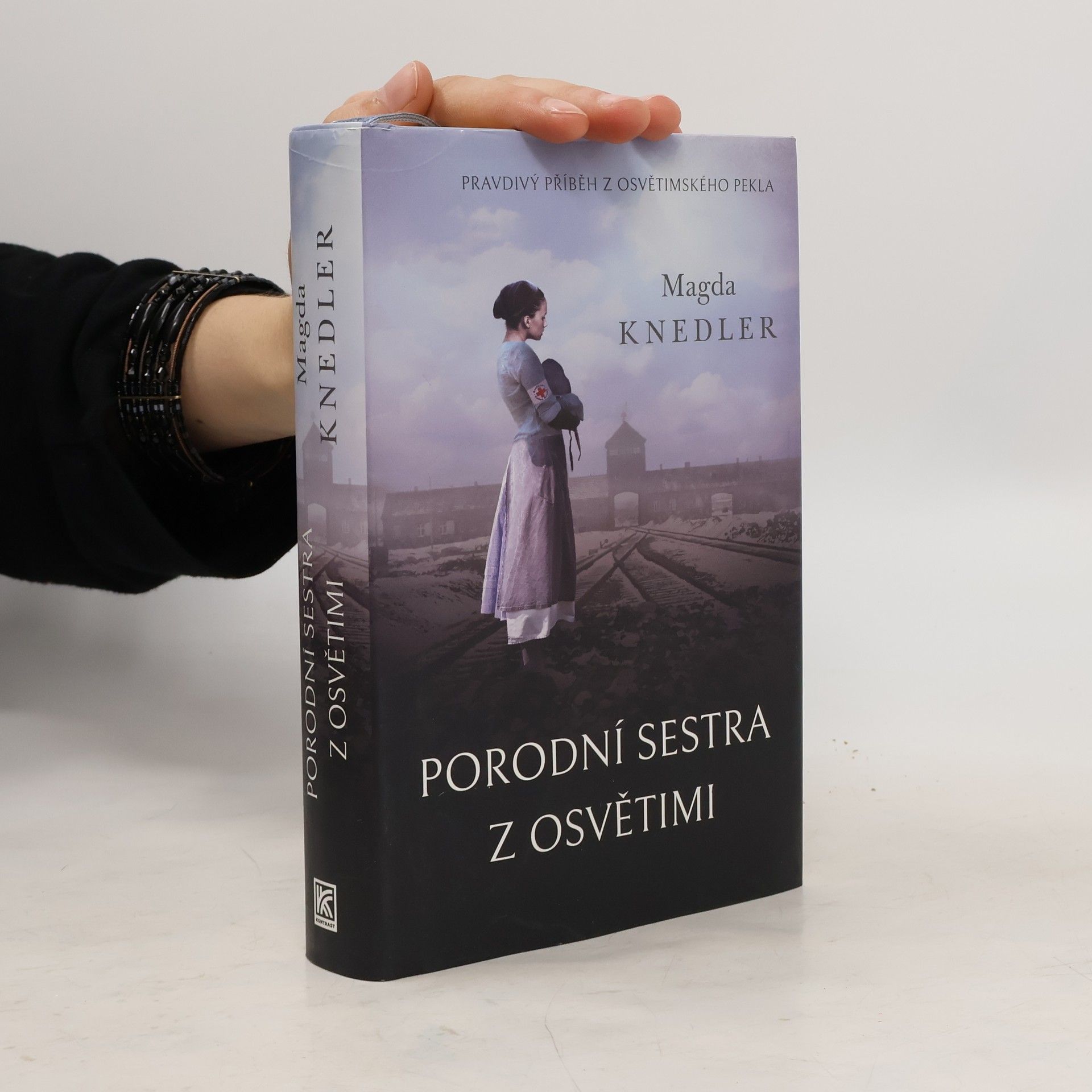 Magdalena Knedler Porodní sestra z Osvětimi